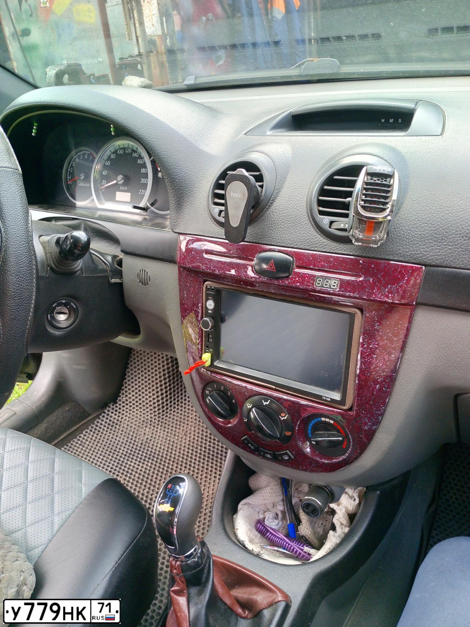Фото автомобиля CHEVROLET LACETTI, 2008 — госномер У779НК71. Цвет: синий
