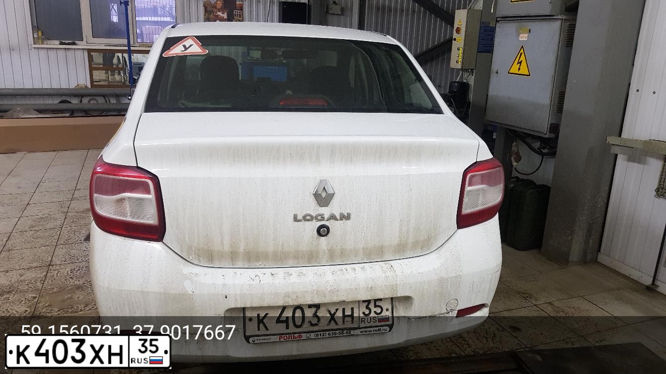 Фото автомобиля RENAULT LOGAN, 2020 — госномер К403ХН35. Цвет: Белый