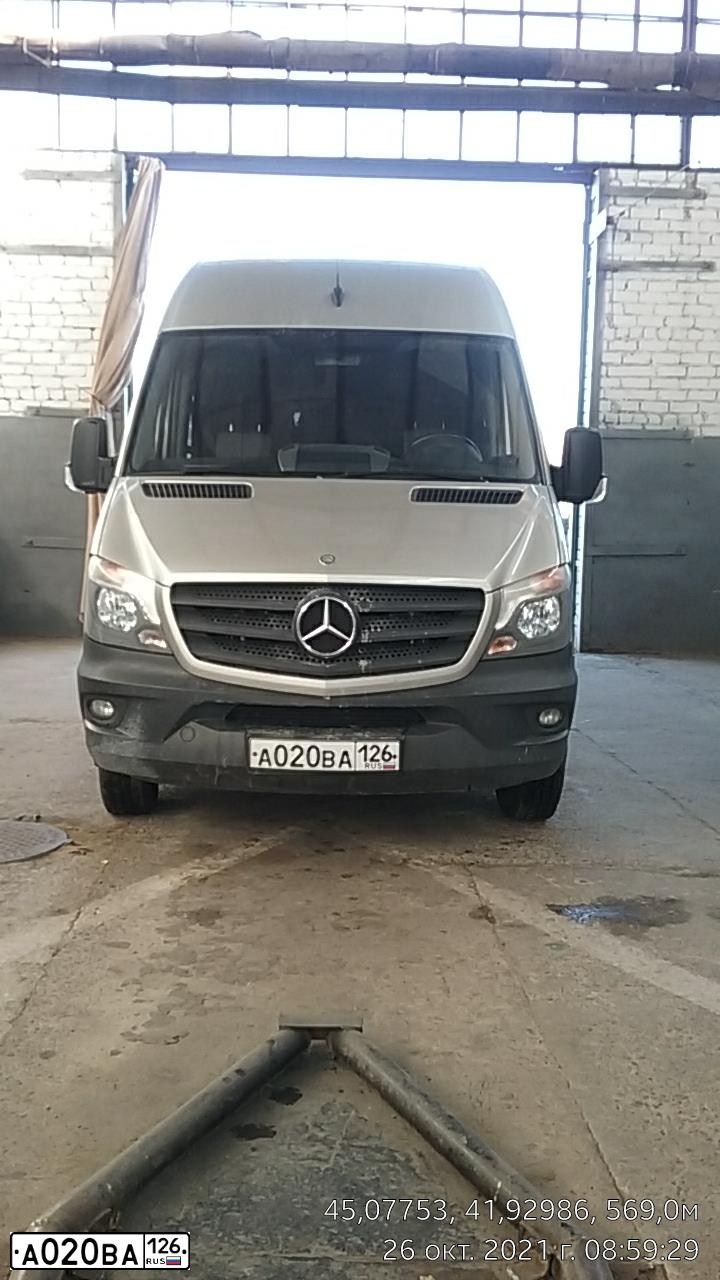 Фото автомобиля MERCEDES SPRINTER, 2013 — госномер А020ВА126. Цвет: СЕРЕБРИСТЫЙ