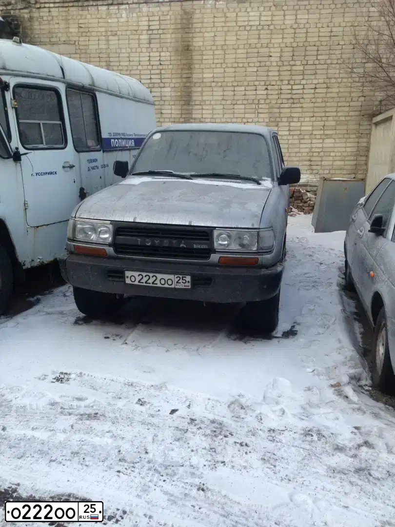 Фото автомобиля TOYOTA LAND CRUISER, 2021 — госномер С192СМ125. Цвет: Белый