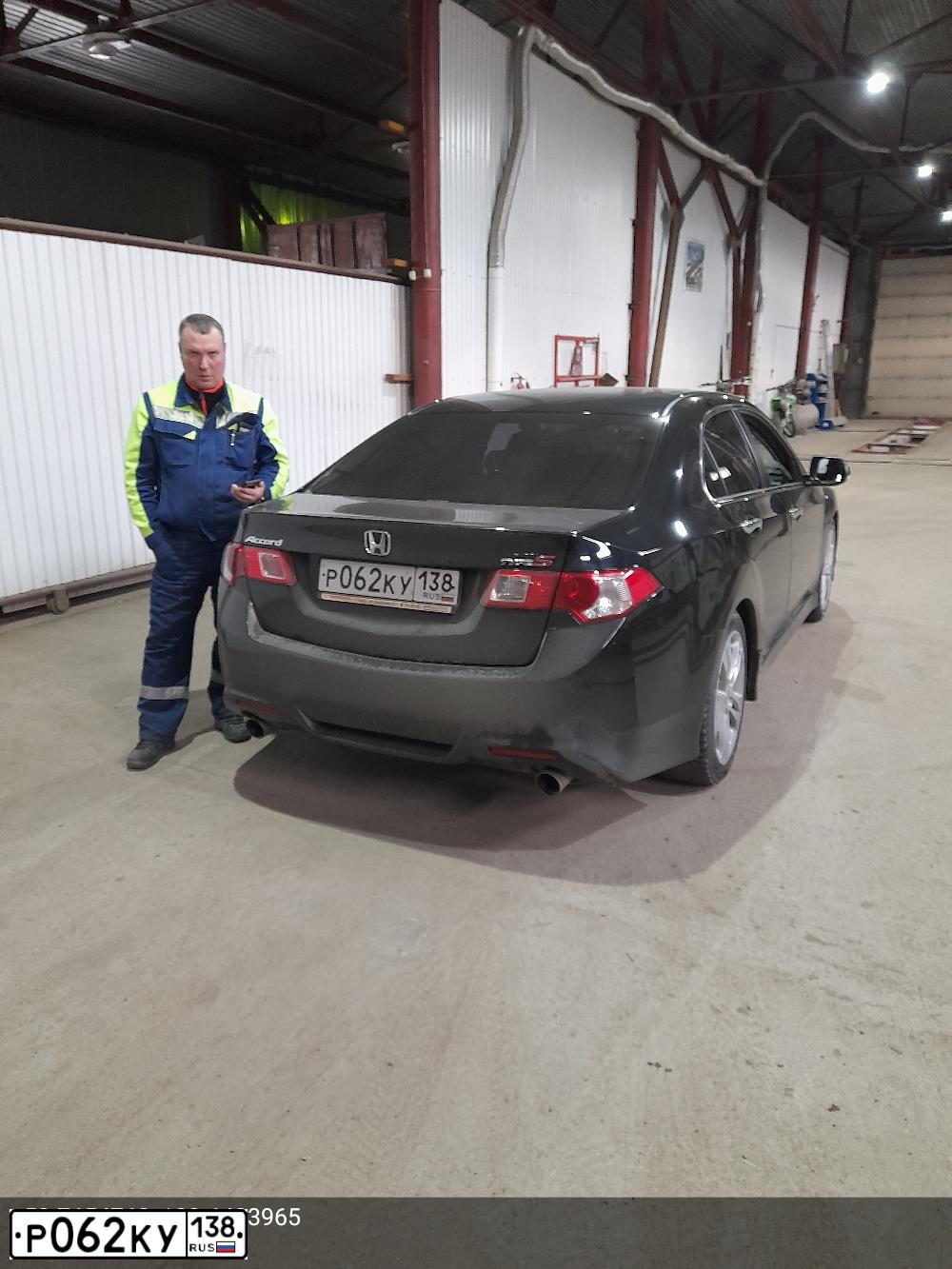 Фото автомобиля HONDA ACCORD, 2008 — госномер Х444ЕТ38. Цвет: ЧЕРНЫЙ