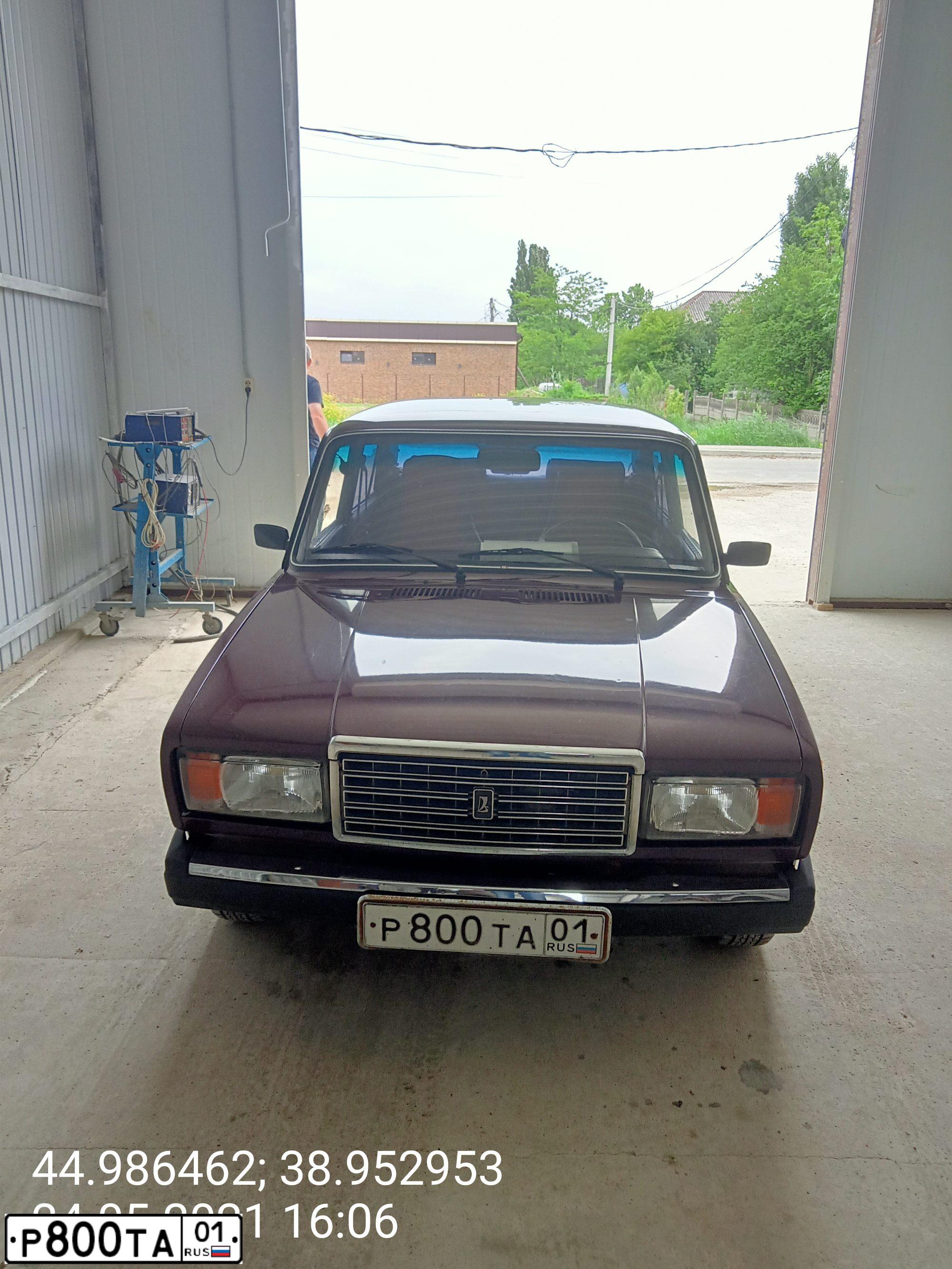 Фото автомобиля LADA 2107, 2008 — госномер Р800ТА01. Цвет: Т.ВИШНЕВЫЙ