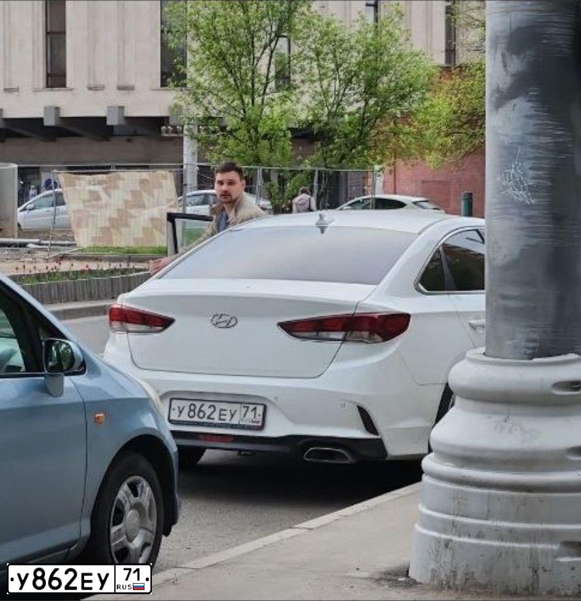 Фото автомобиля HYUNDAI SONATA, 2019 — госномер У862ЕУ71. Цвет: БЕЛЫЙ ЖЕЛТЫЙ СЕРЫЙ