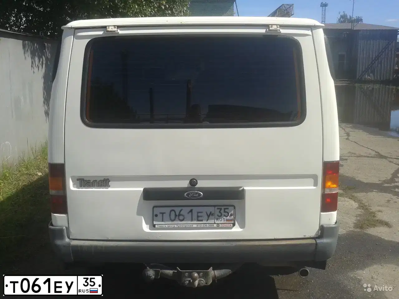 Фото автомобиля FORD TRANSIT, 1994 — госномер В608ВЕ323