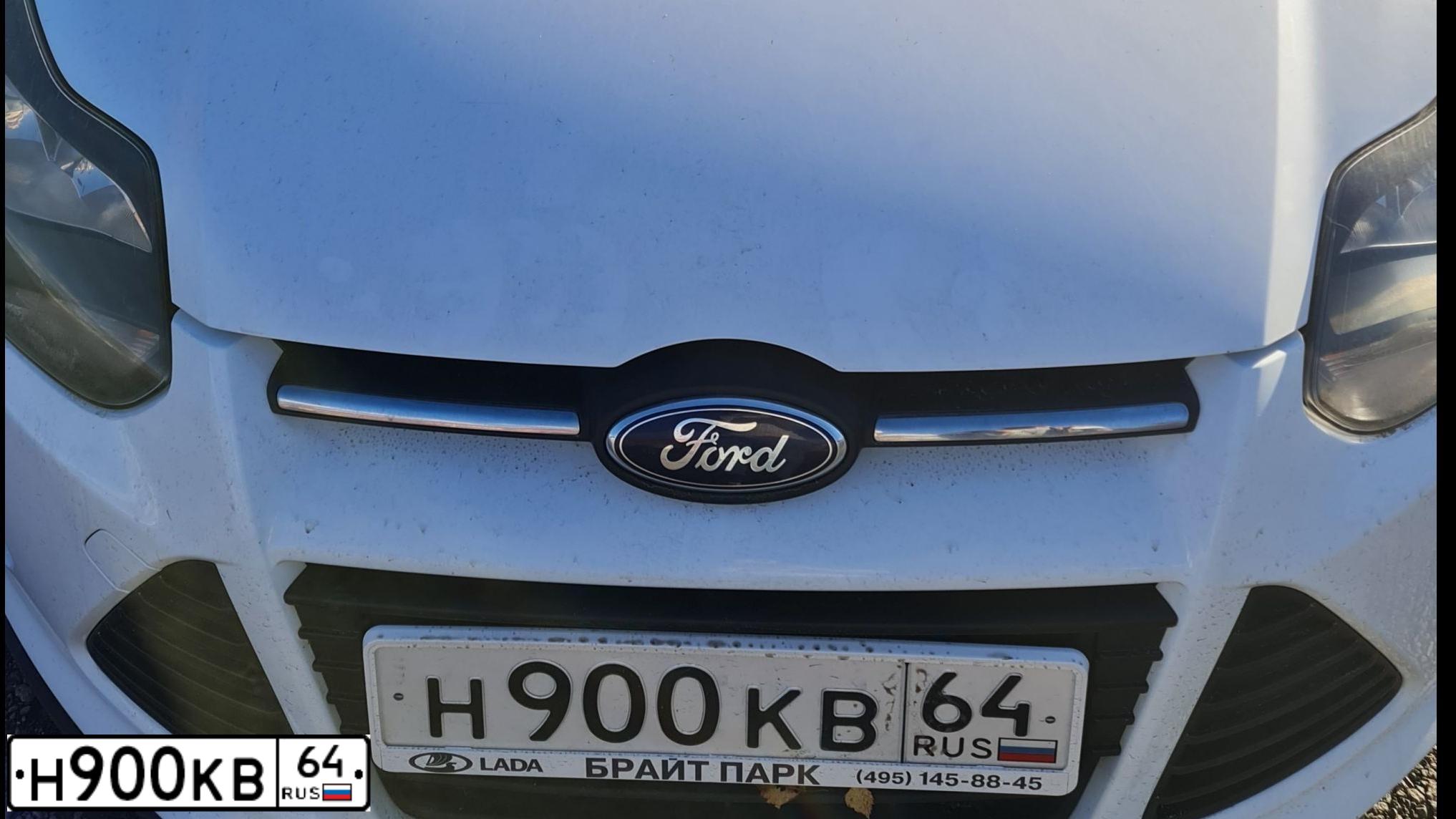 Фото автомобиля FORD FOCUS, 2012 — госномер К644КТ790. Цвет: Белый