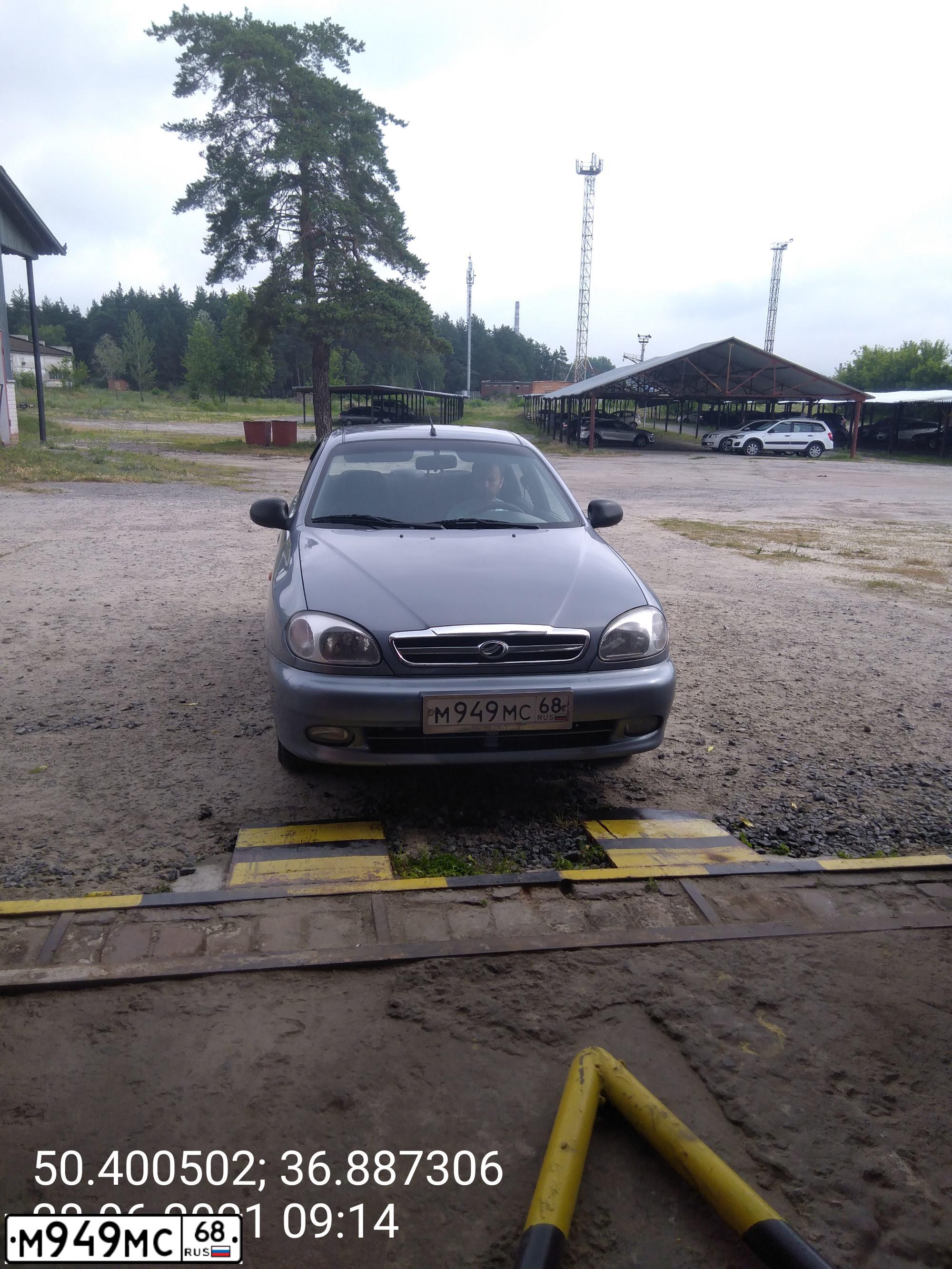Фото автомобиля ZAZ CHANCE, 2010 — госномер Т812РТ31. Цвет: СЕРЕБРИСТЫЙ