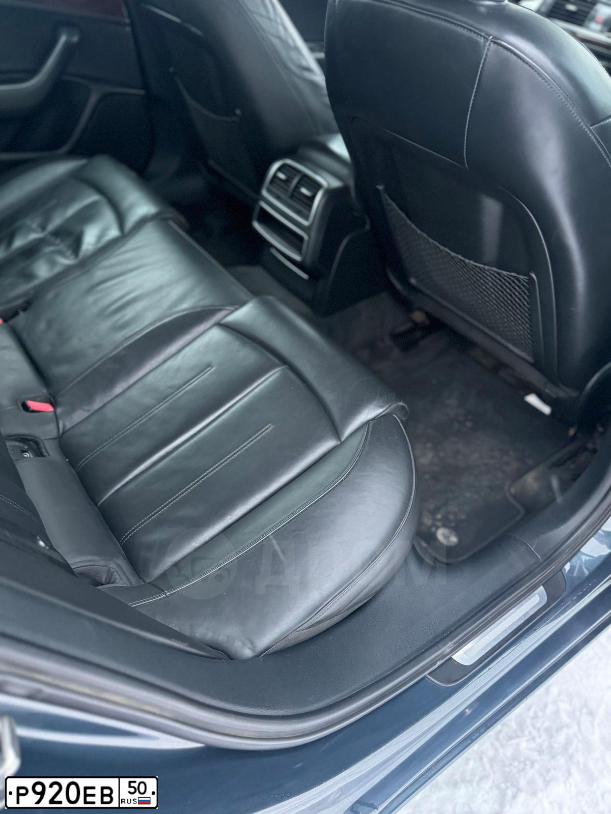 Фото автомобиля AUDI A6, 2011 — госномер Р920ЕВ50. Цвет: СИНИЙ
