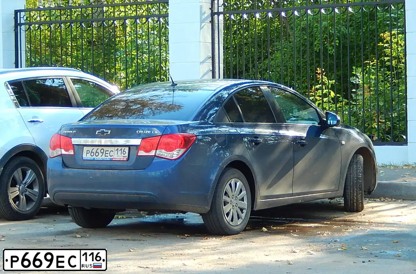 Фото автомобиля CHEVROLET CRUZE, 2011 — госномер С359СХ716