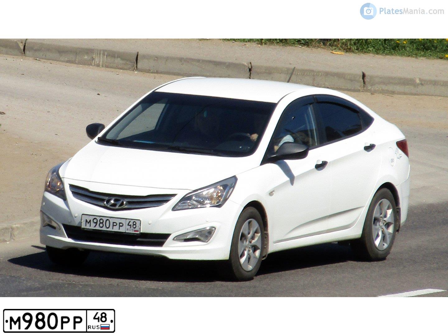 Фото автомобиля HYUNDAI SOLARIS, 2015 — госномер М980РР48. Цвет: БЕЛЫЙ