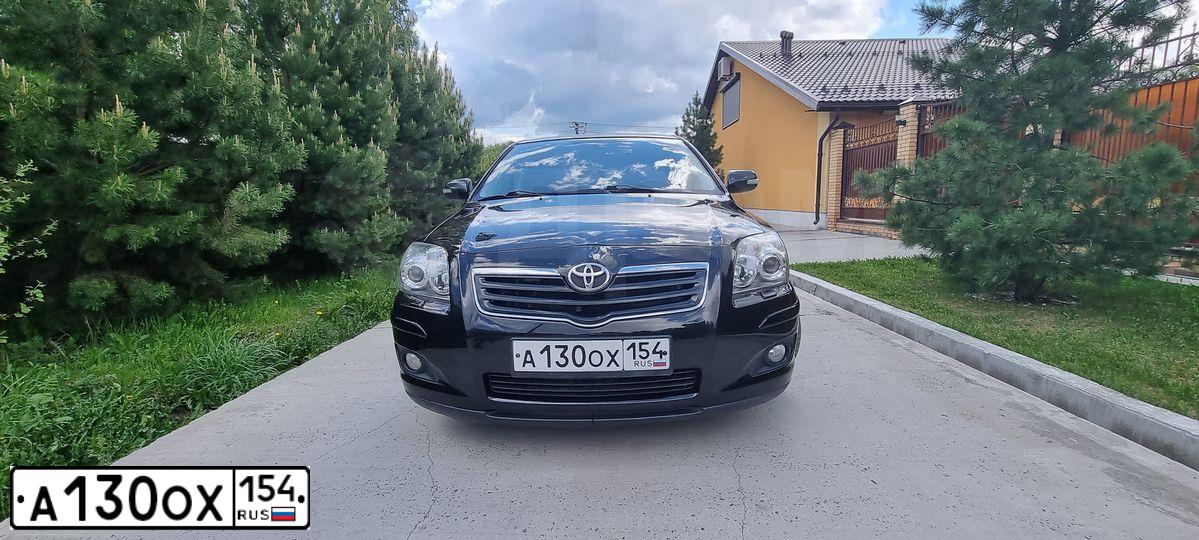 Фото автомобиля TOYOTA AVENSIS, 2008 — госномер А130ОХ154. Цвет: ЧЕРНЫЙ