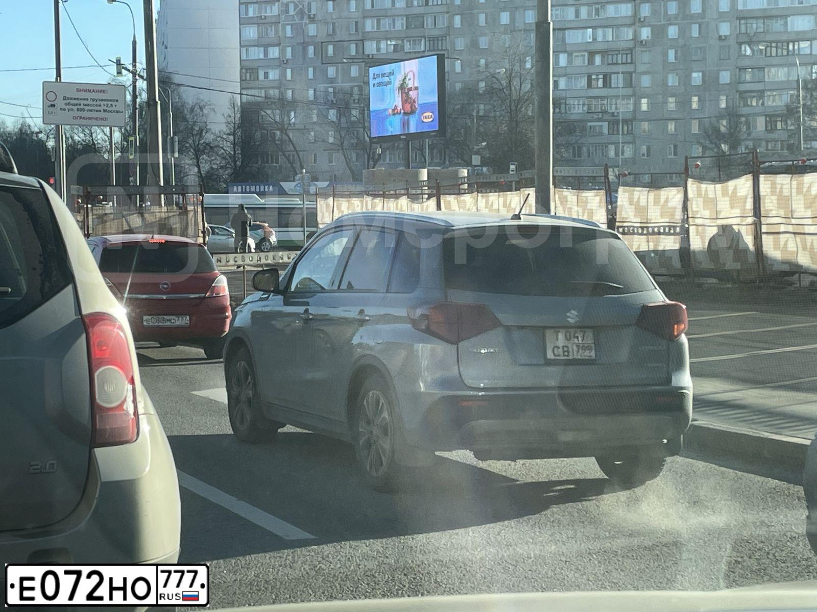Фото автомобиля MAZDA 3, 2007 — госномер С177СТ77. Цвет: Красный