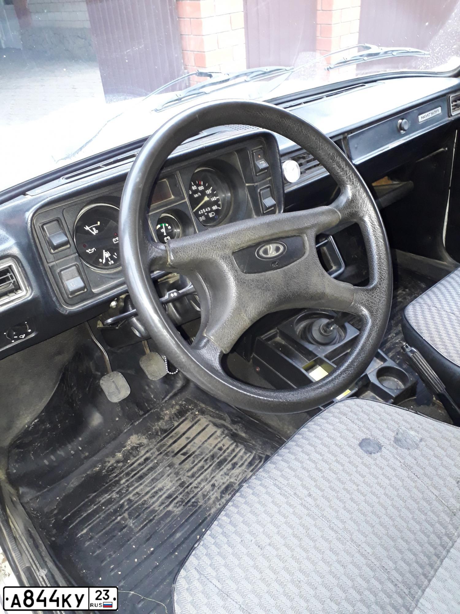 Фото автомобиля LADA 2105, 2001 — госномер М513КА193. Цвет: ЯРКО-БЕЛЫЙ