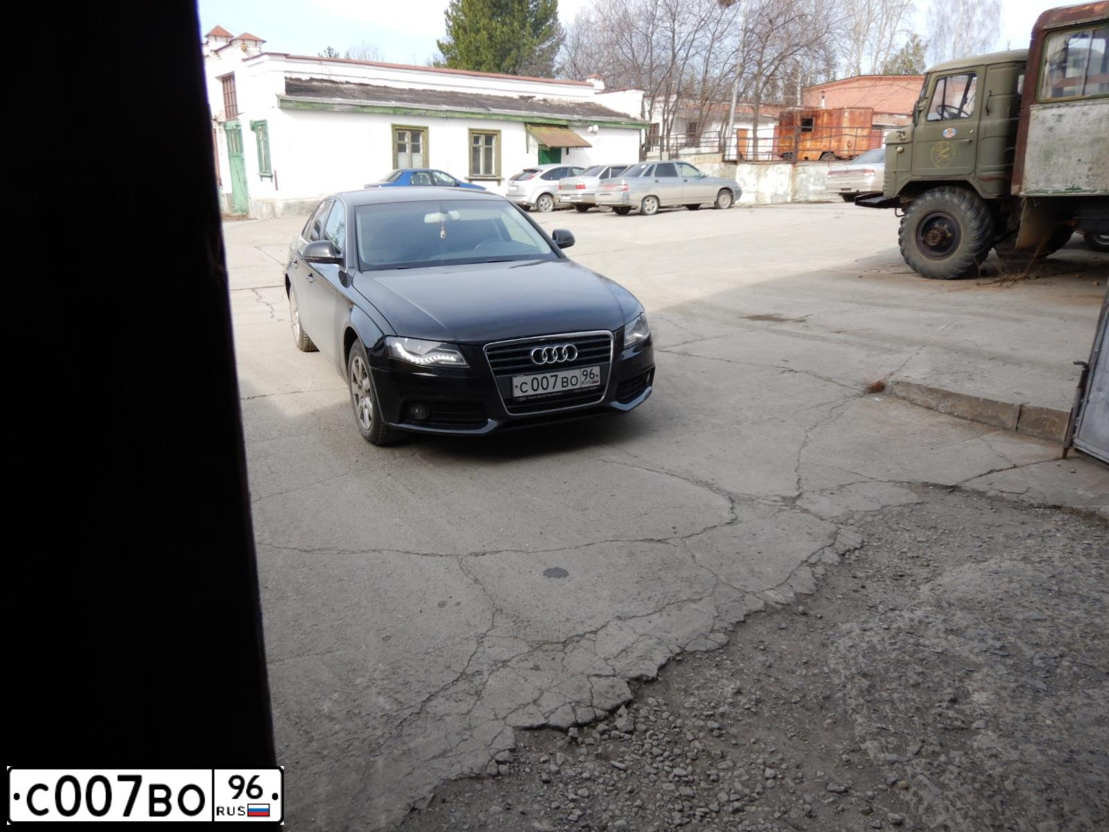 Фото автомобиля AUDI A4, 2008 — госномер С007ВО96. Цвет: ЧЕРНЫЙ