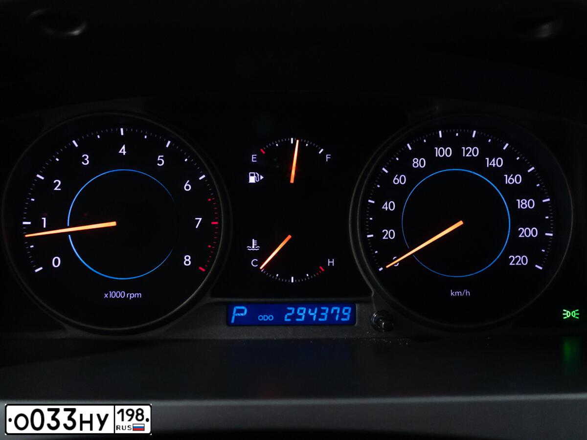 Фото автомобиля CHEVROLET EPICA, 2012 — госномер О033НУ198. Цвет: ЧЕРНЫЙ