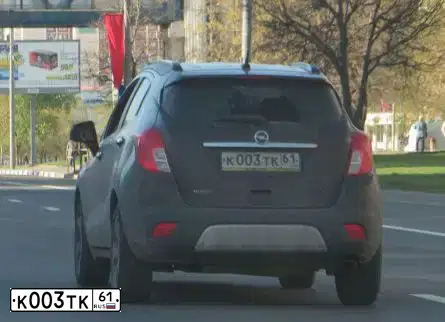 Фото автомобиля OPEL MOKKA, 2013 — госномер К003ТК61. Цвет: Коричневый