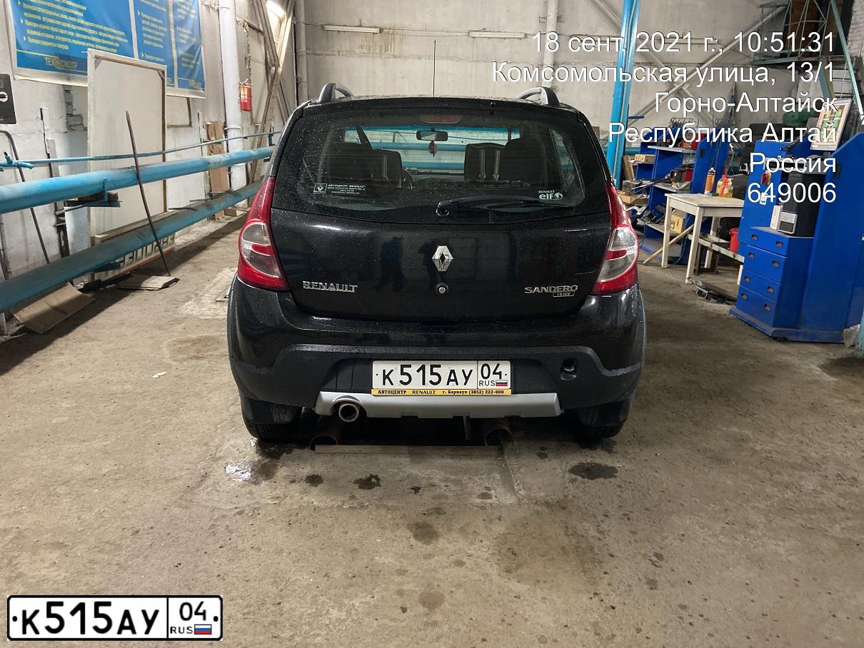 Фото автомобиля RENAULT SANDERO, 2011 — госномер К515АУ04. Цвет: ЧЕРНЫЙ