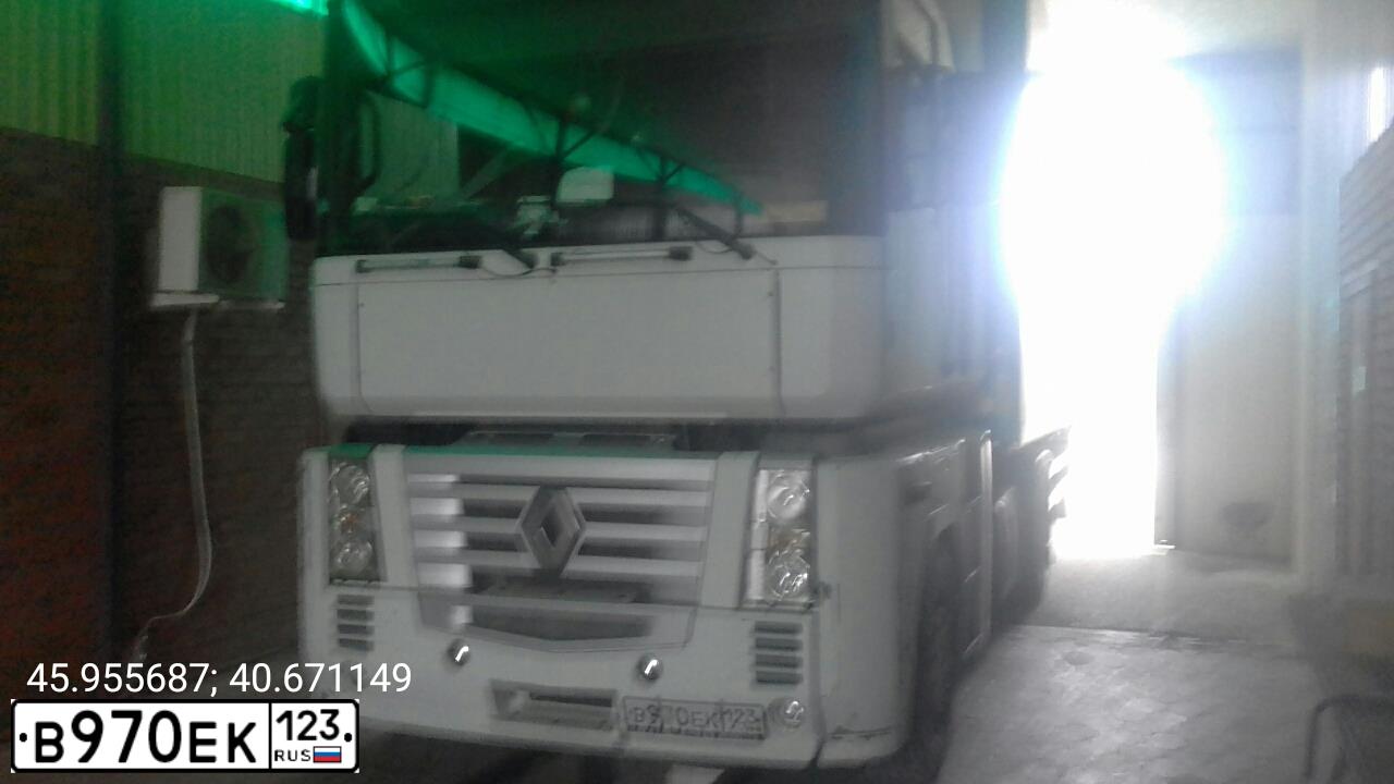 Фото автомобиля RENAULT AE, 1993 — госномер Р255ВТ797. Цвет: Белый