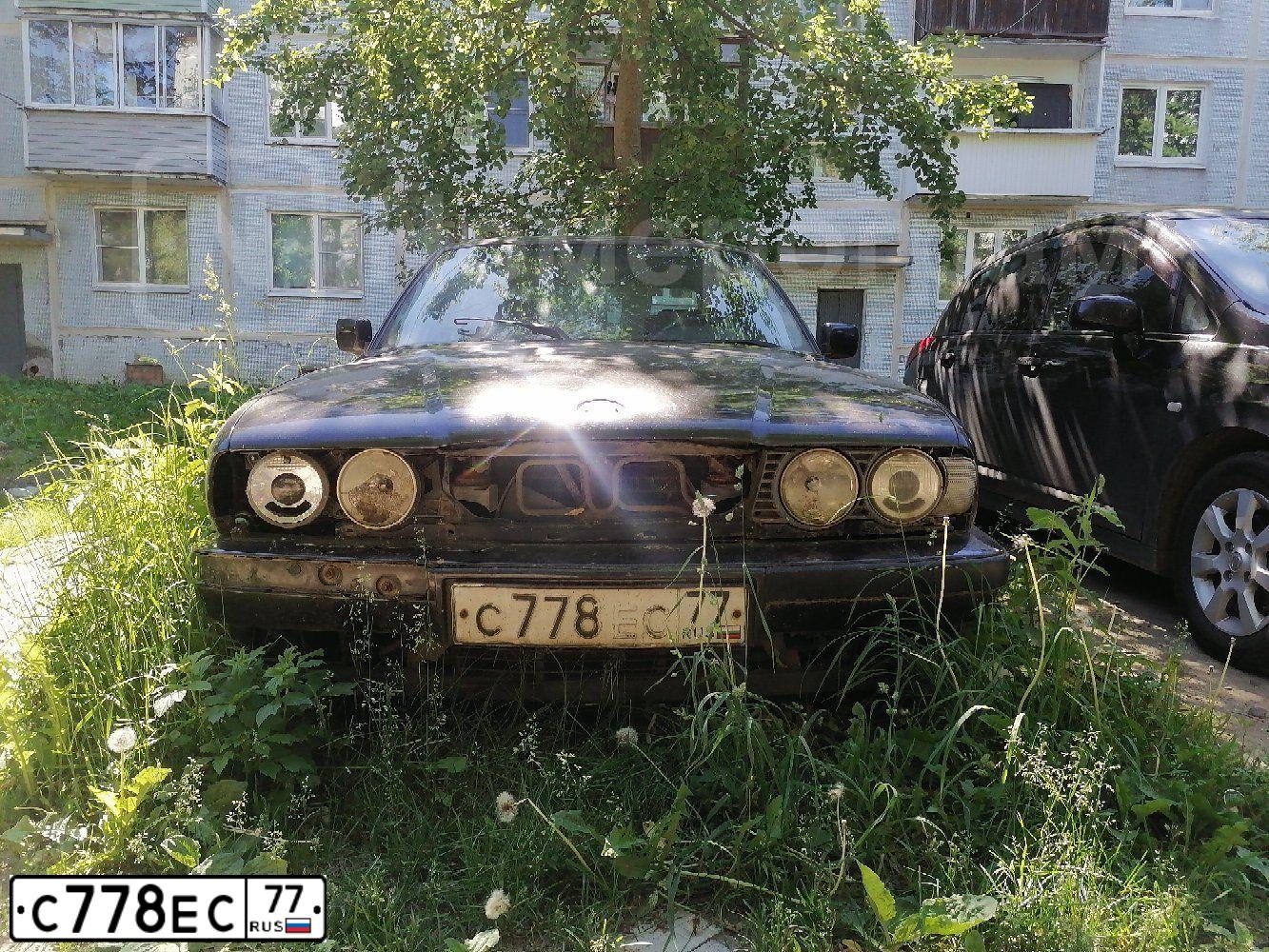 Фото автомобиля BMW SERIE 5, 1994 — госномер С778ЕС77. Цвет: ЧЕРНЫЙ