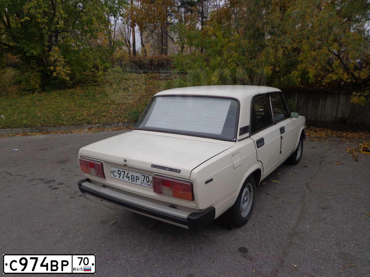 Фото автомобиля LADA 2105, 1990 — госномер С974ВР70. Цвет: БЕЛЫЙ
