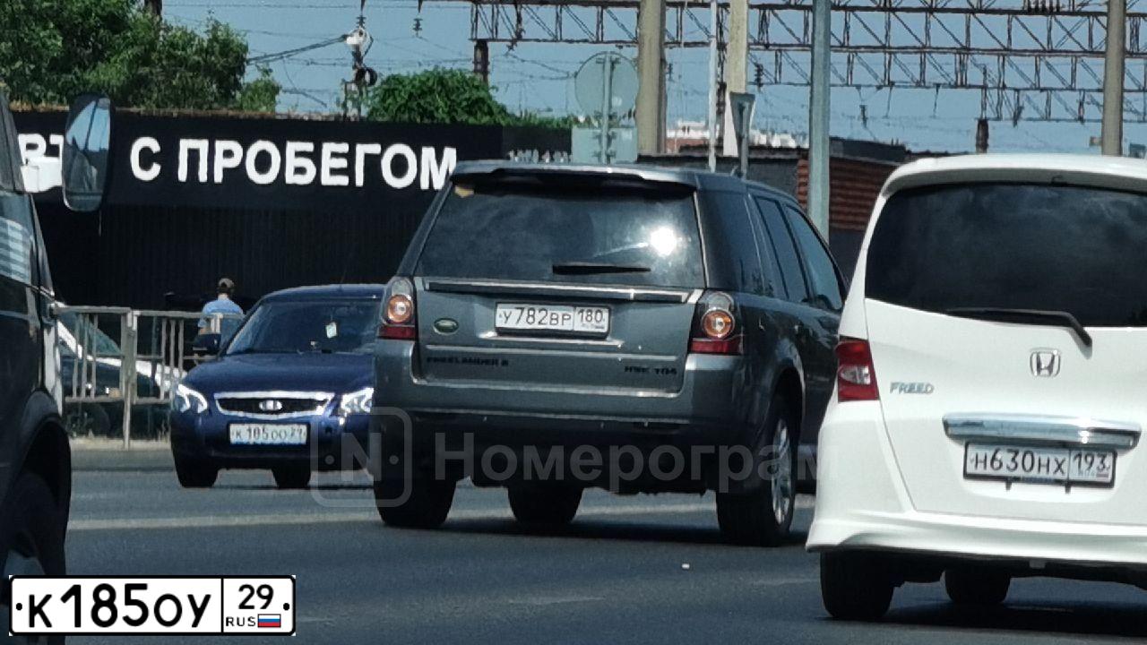 Фото автомобиля CHEVROLET EPICA, 2011 — госномер Х869АХ76. Цвет: ЧЕРНЫЙ