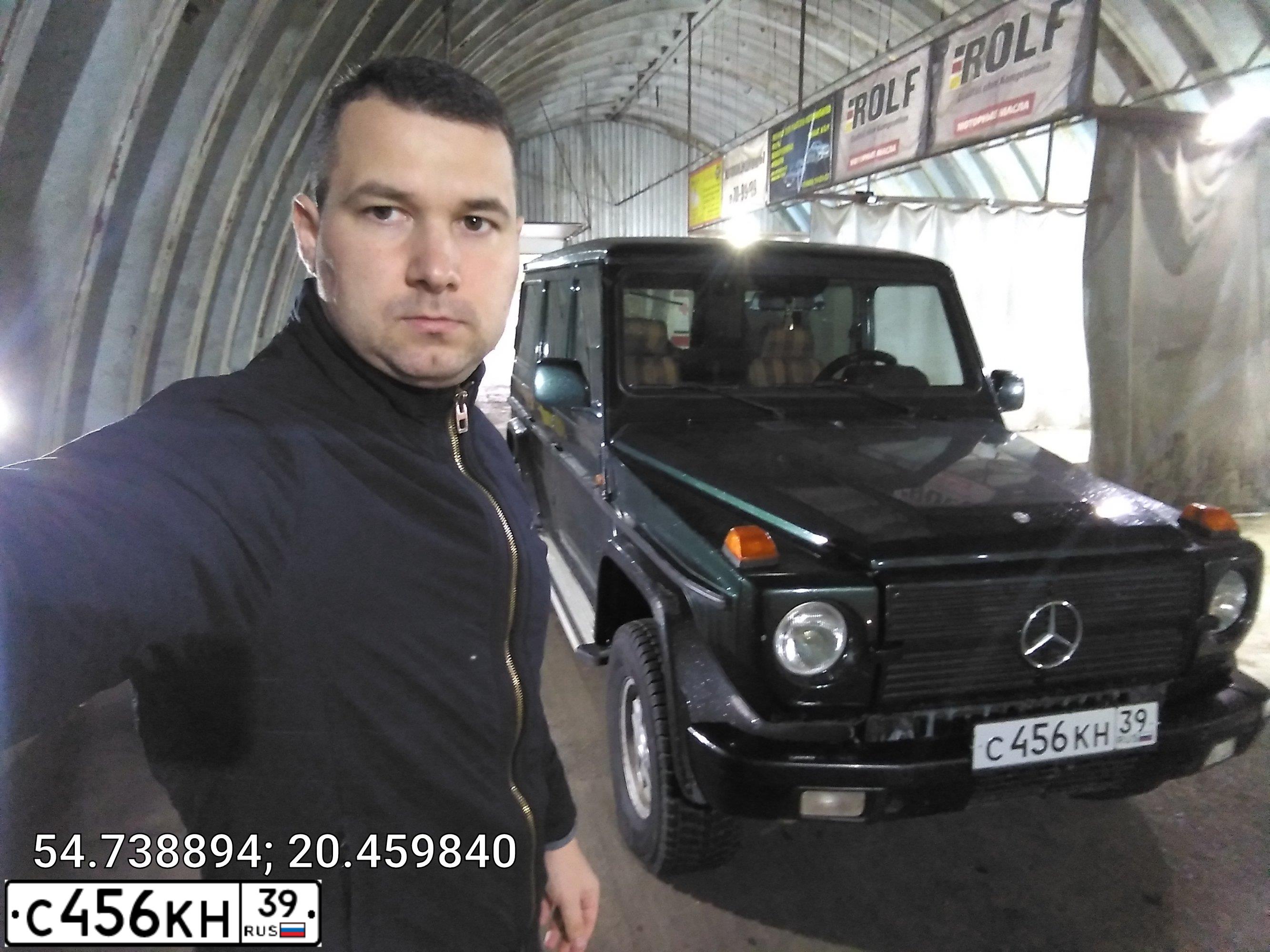 Фото автомобиля MERCEDES G-KLASSE, 1988 — госномер Х143СУ77. Цвет: ЗЕЛЕНЫЙ