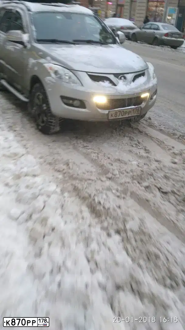Фото автомобиля GREAT WALL HOVER, 2012 — госномер К870РР178. Цвет: СВЕТЛО-СЕРЫЙ