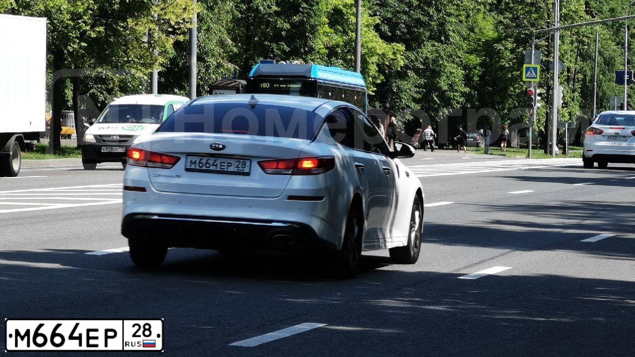 Фото автомобиля KIA OPTIMA, 2019 — госномер К772ТС147. Цвет: Белый