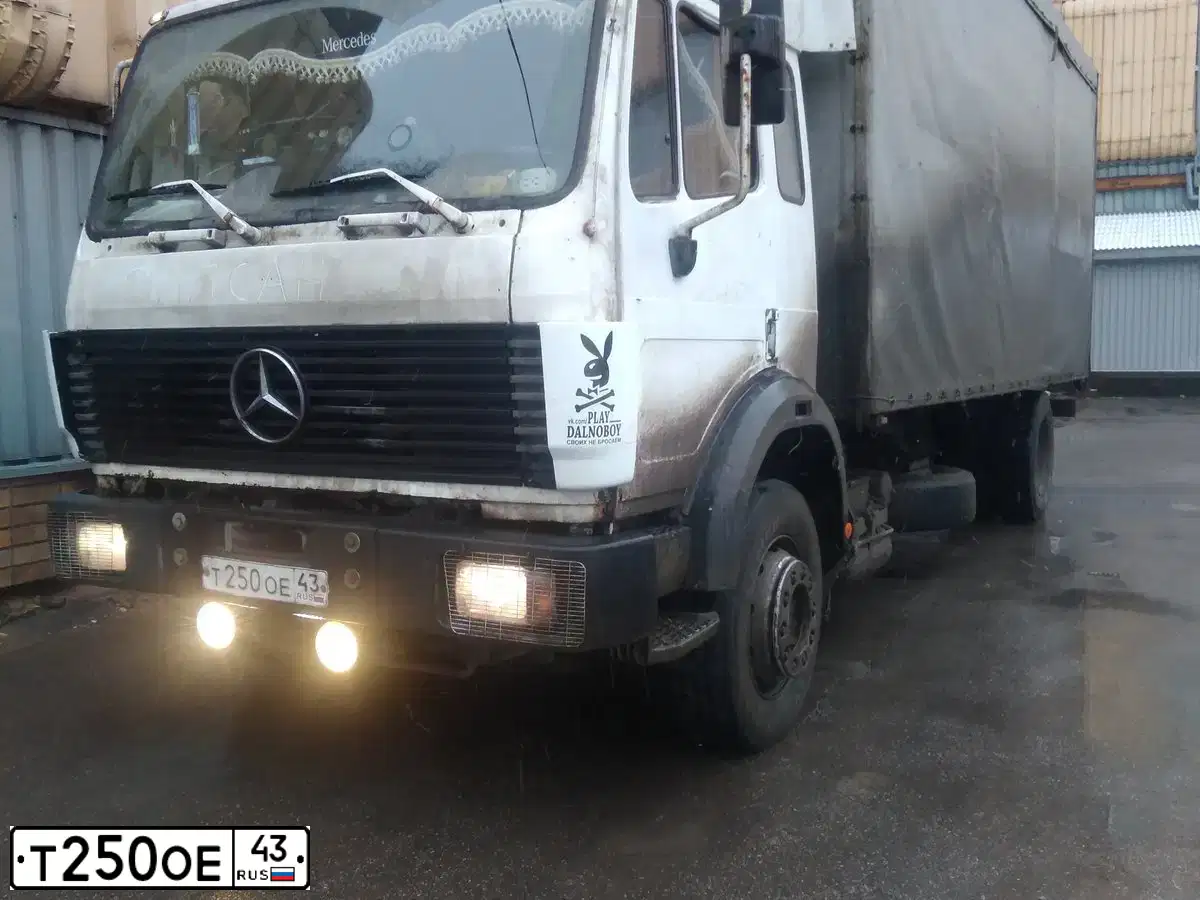 Фото автомобиля MERCEDES 1700-SERIE, 1998 — госномер Т250ОЕ43. Цвет: Белый