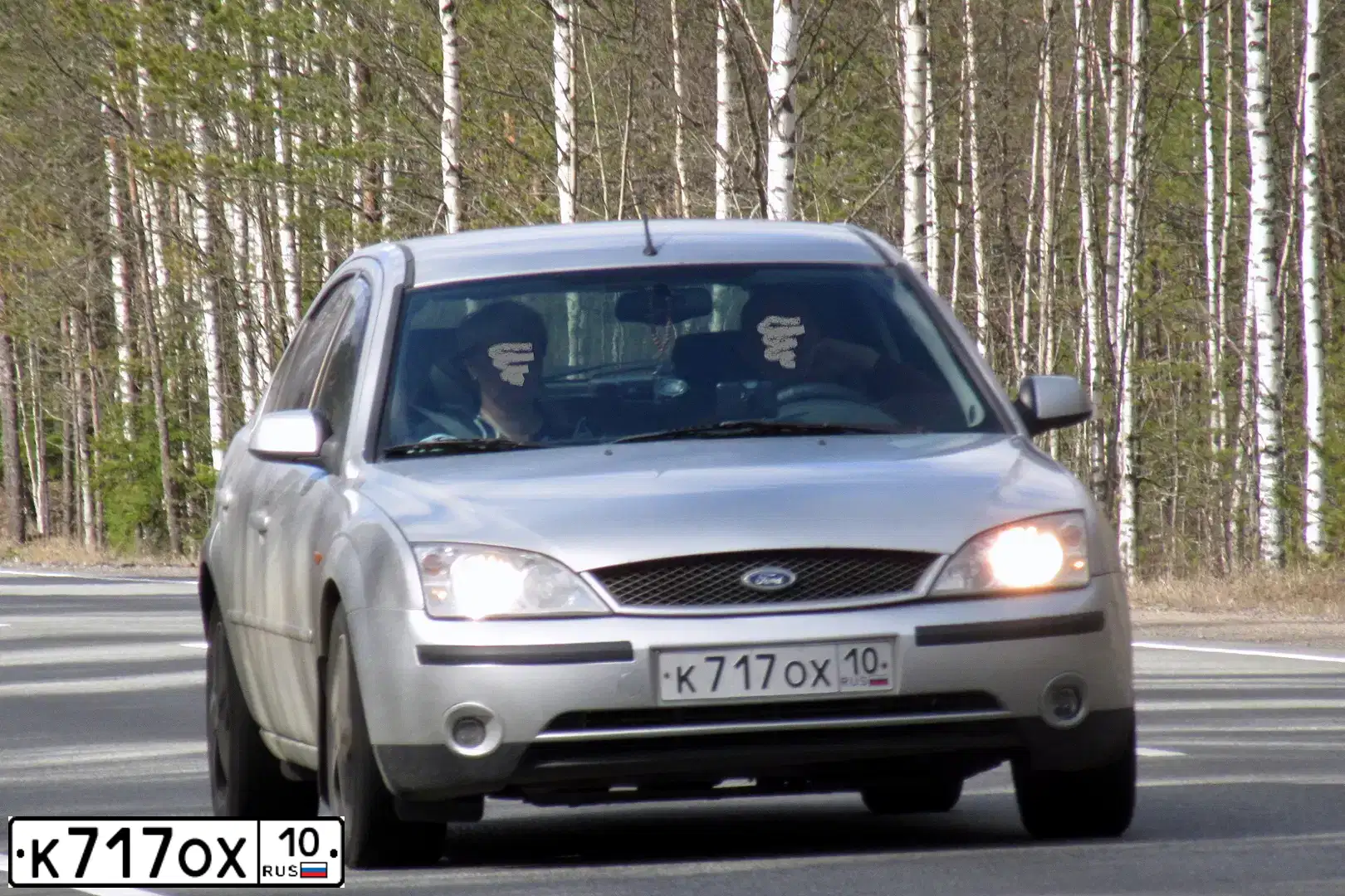 Фото автомобиля FORD MONDEO, 2001 — госномер Н843НА10. Цвет: СЕРЕБРИСТЫЙ