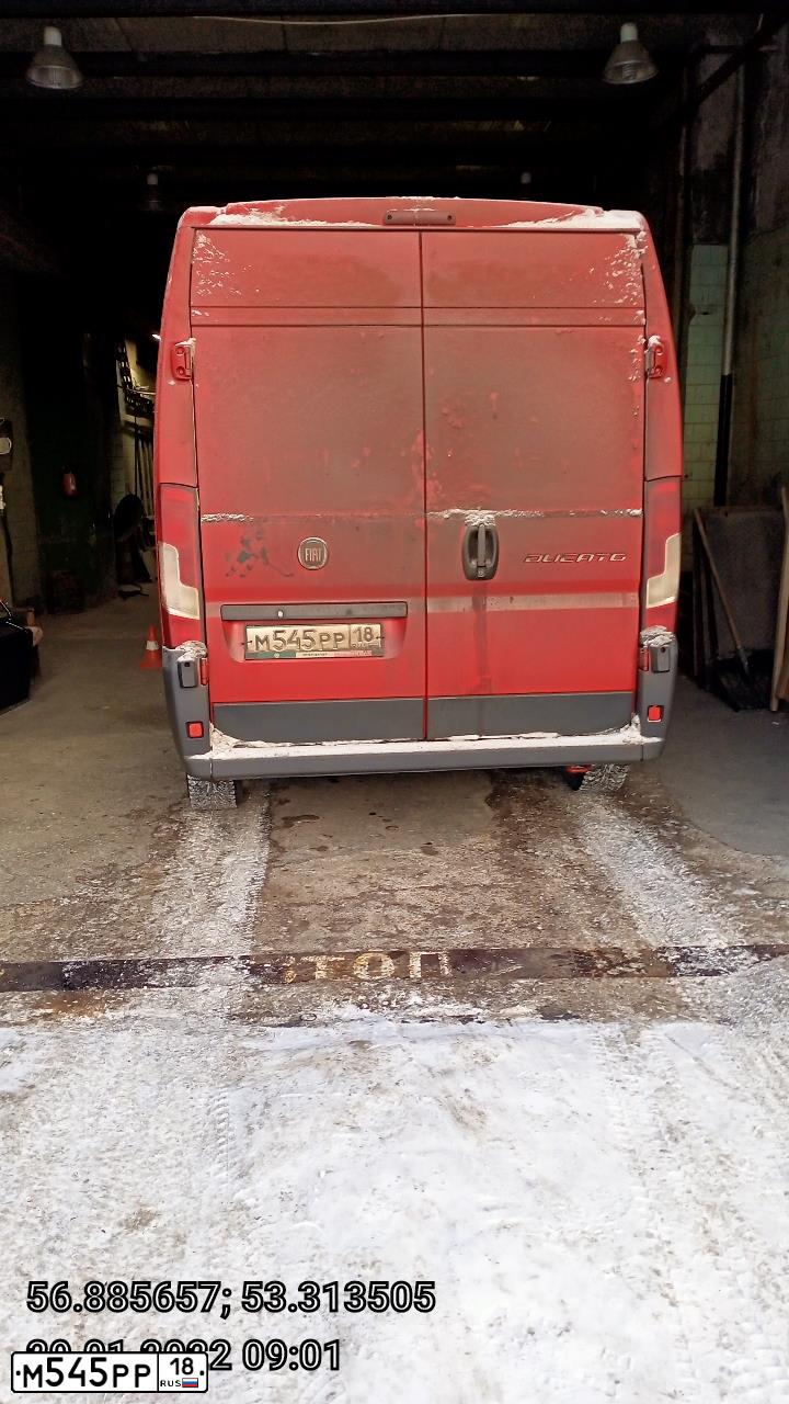 Фото автомобиля FIAT DUCATO, 2014 — госномер М545РР18. Цвет: Красный