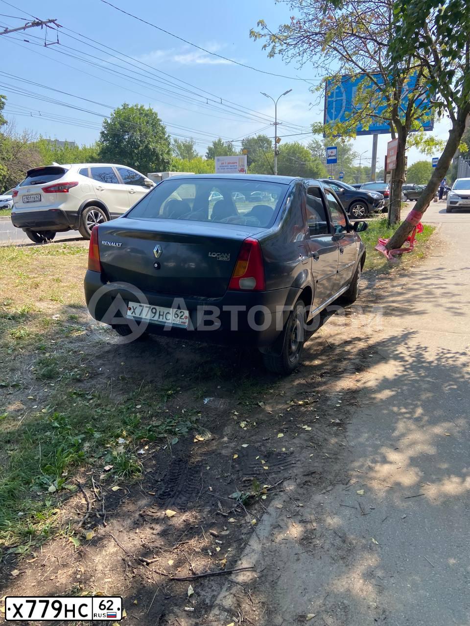 Фото автомобиля RENAULT LOGAN, 2008 — госномер Х779НС62. Цвет: ТЕМНО-СЕРЫЙ