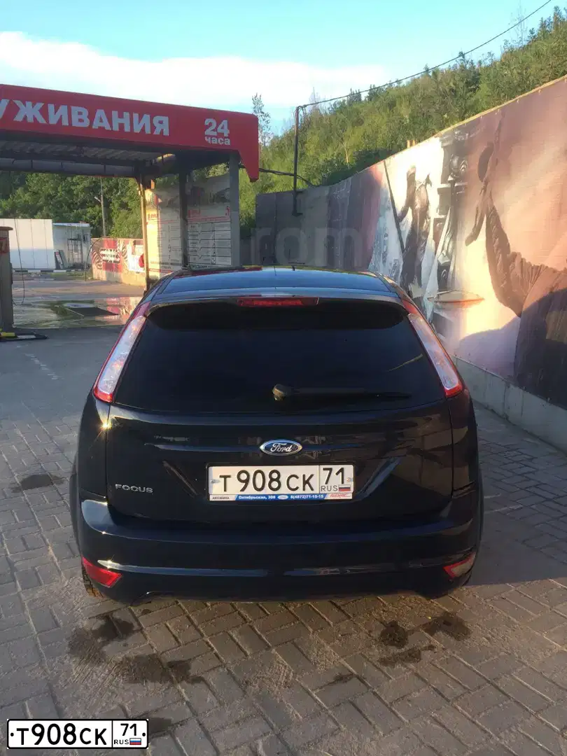 Фото автомобиля FORD FOCUS, 2009 — госномер О528ХМ193. Цвет: Темно-синий
