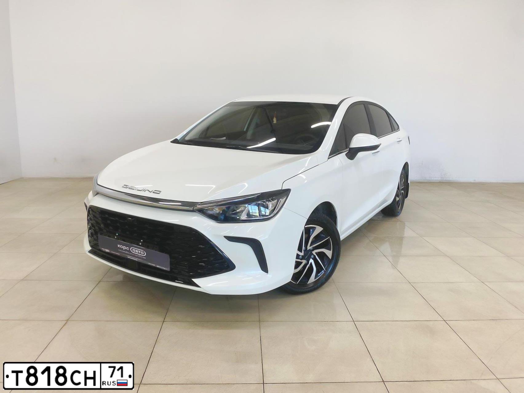 Фото автомобиля FОRD FОСUS 1.6I 16V, 2000 — госномер С001УК71. Цвет: СВЕТЛО-ЗЕЛЕНЫЙ