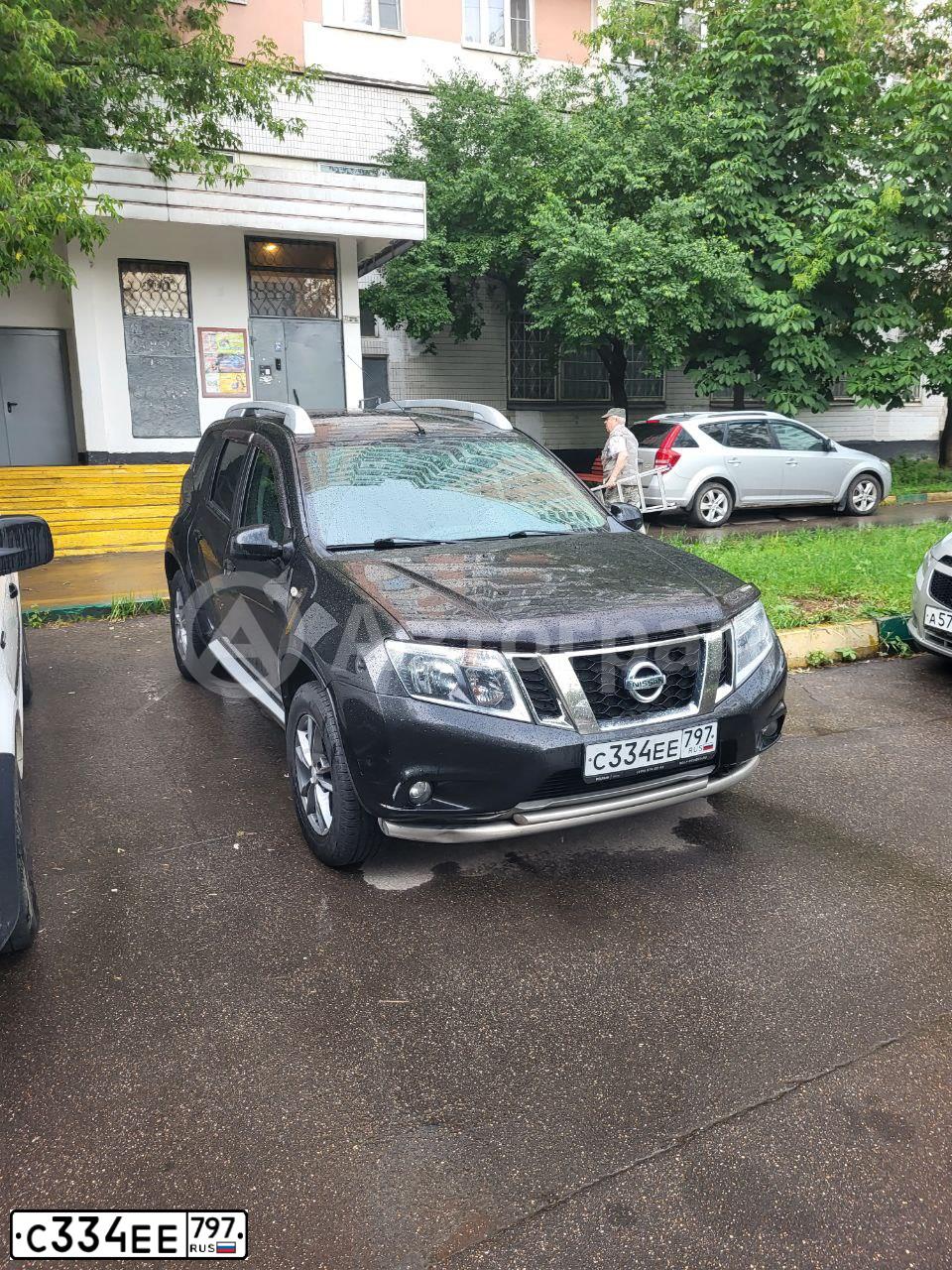 Фото автомобиля NISSAN TERRANO, 2016 — госномер С334ЕЕ797. Цвет: ЧЕРНЫЙ