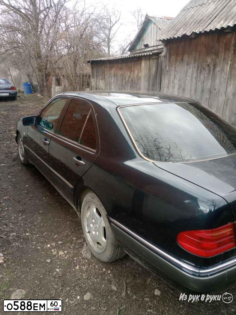 Фото автомобиля MERCEDES-BENZ E240, 1998 — госномер С527ОС01. Цвет: ЧЕРНЫЙ