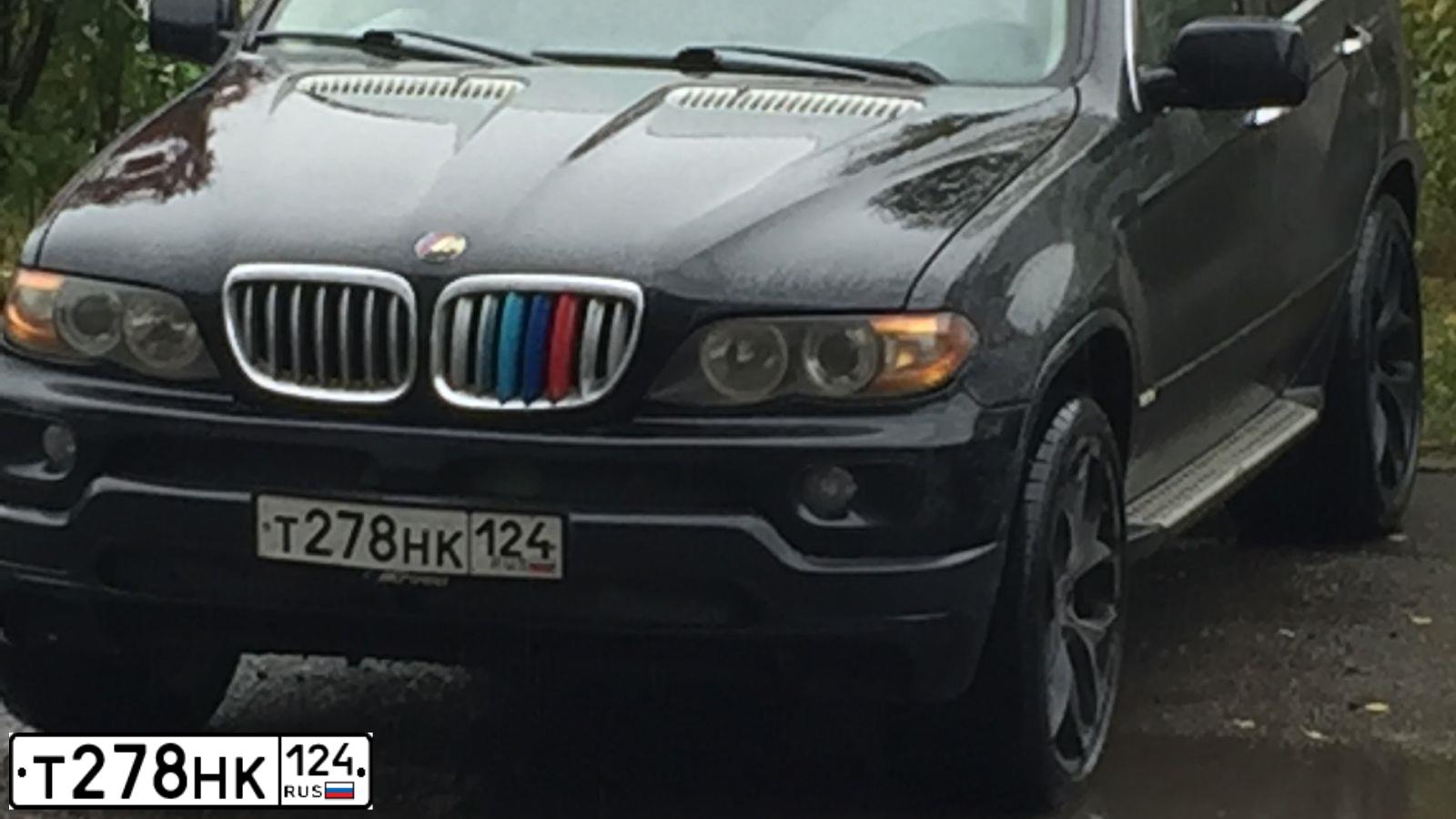 Фото автомобиля БМВ X54.4I, 2005 — госномер А825МО138. Цвет: ЧЕРНЫЙ