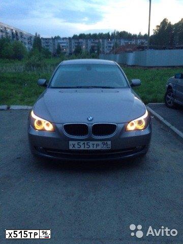 Фото автомобиля BMW SERIE 5, 2008 — госномер Т115КН72. Цвет: СЕРЫЙ