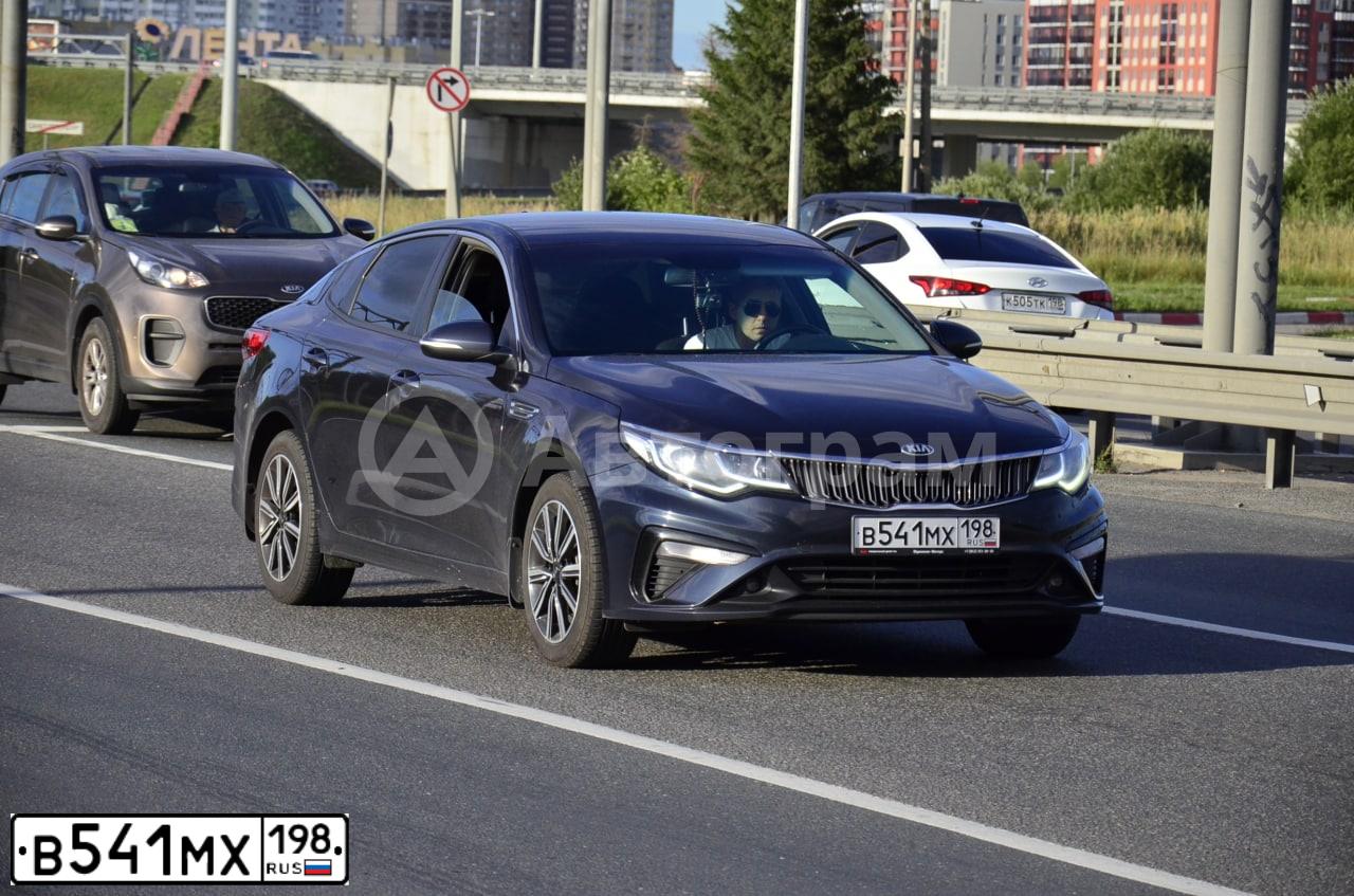 Фото автомобиля KIA MAGENTIS / OPTIMA, 2018 — госномер К434ВО147. Цвет: синий