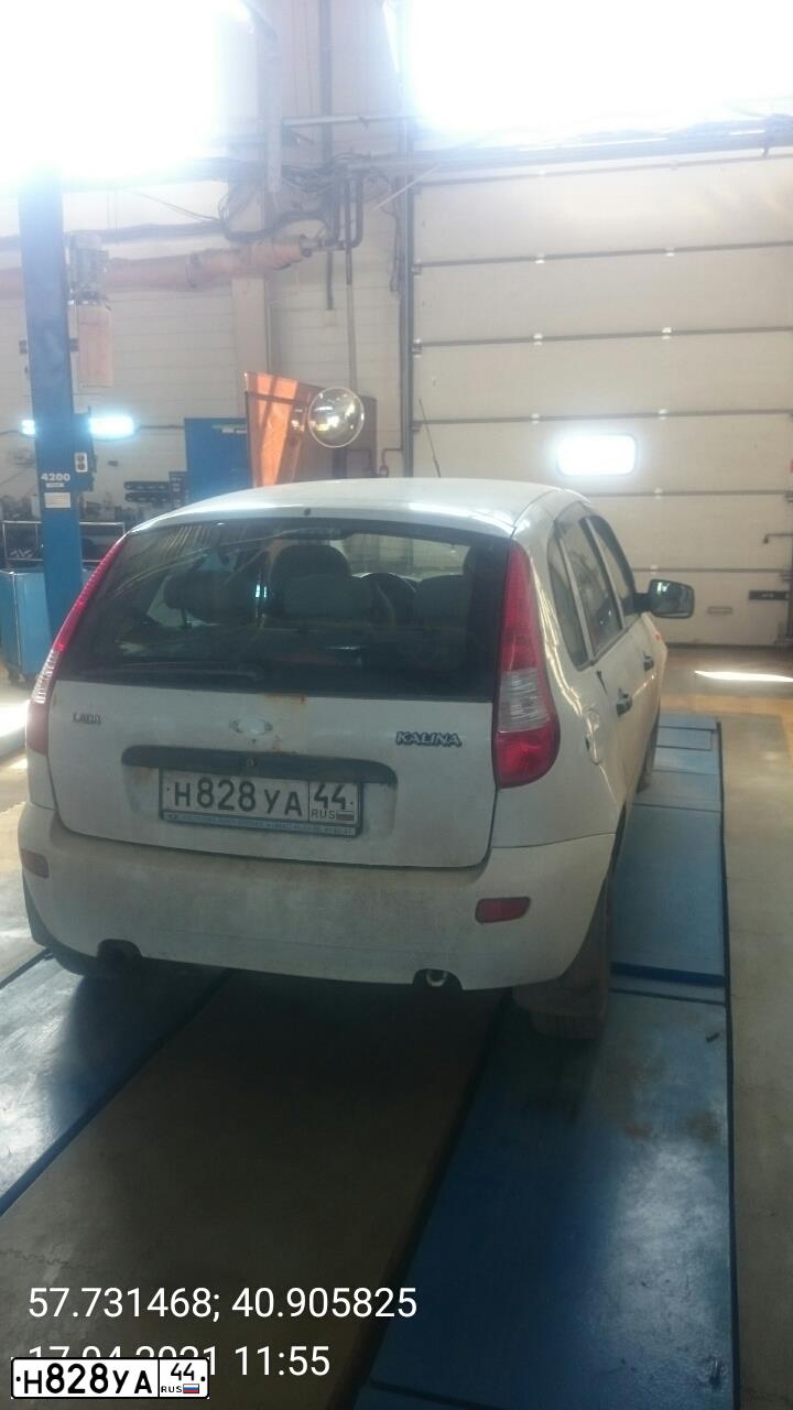 Фото автомобиля LADA KALINA, 2012 — госномер А162РО252