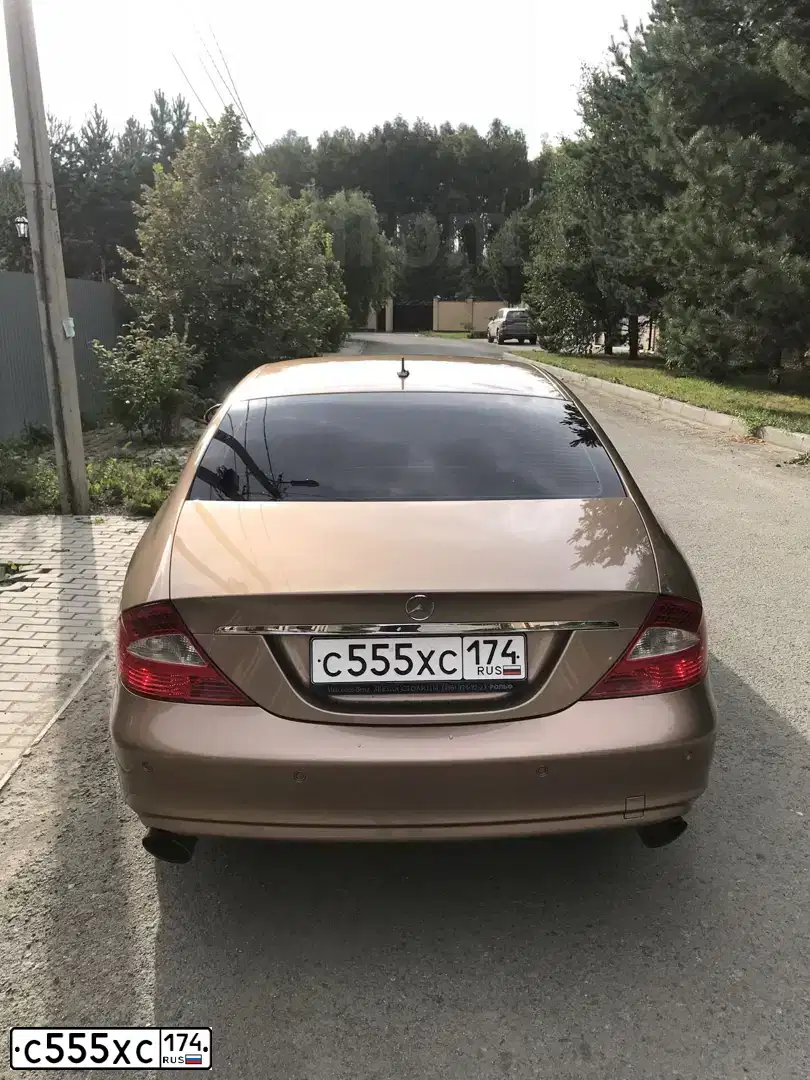 Фото автомобиля MERCEDES CLS-KLASSE, 2007 — госномер С555ХС174. Цвет: БЕЖЕВЫЙ