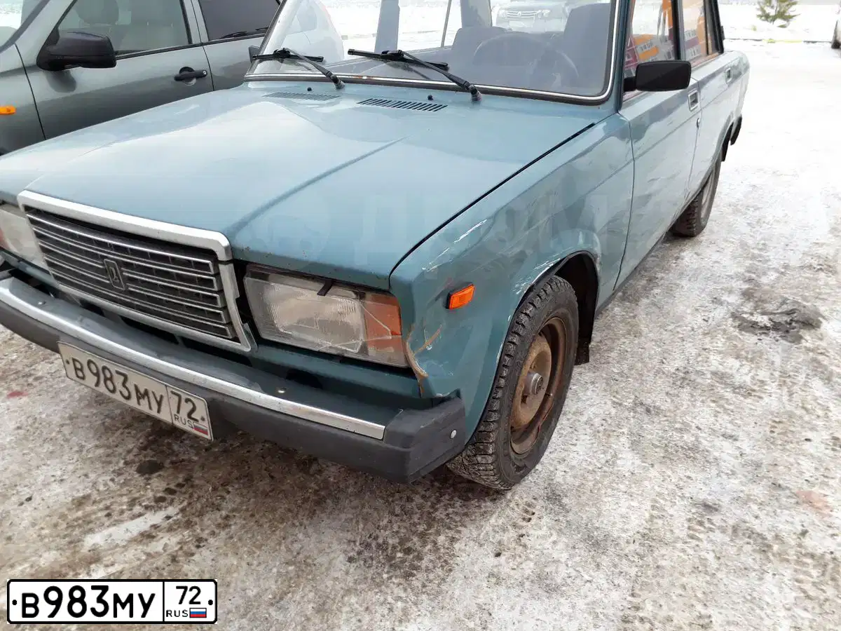 Фото автомобиля LADA 2107 LADA, 2005 — госномер В983МУ72. Цвет: Серо-Синий