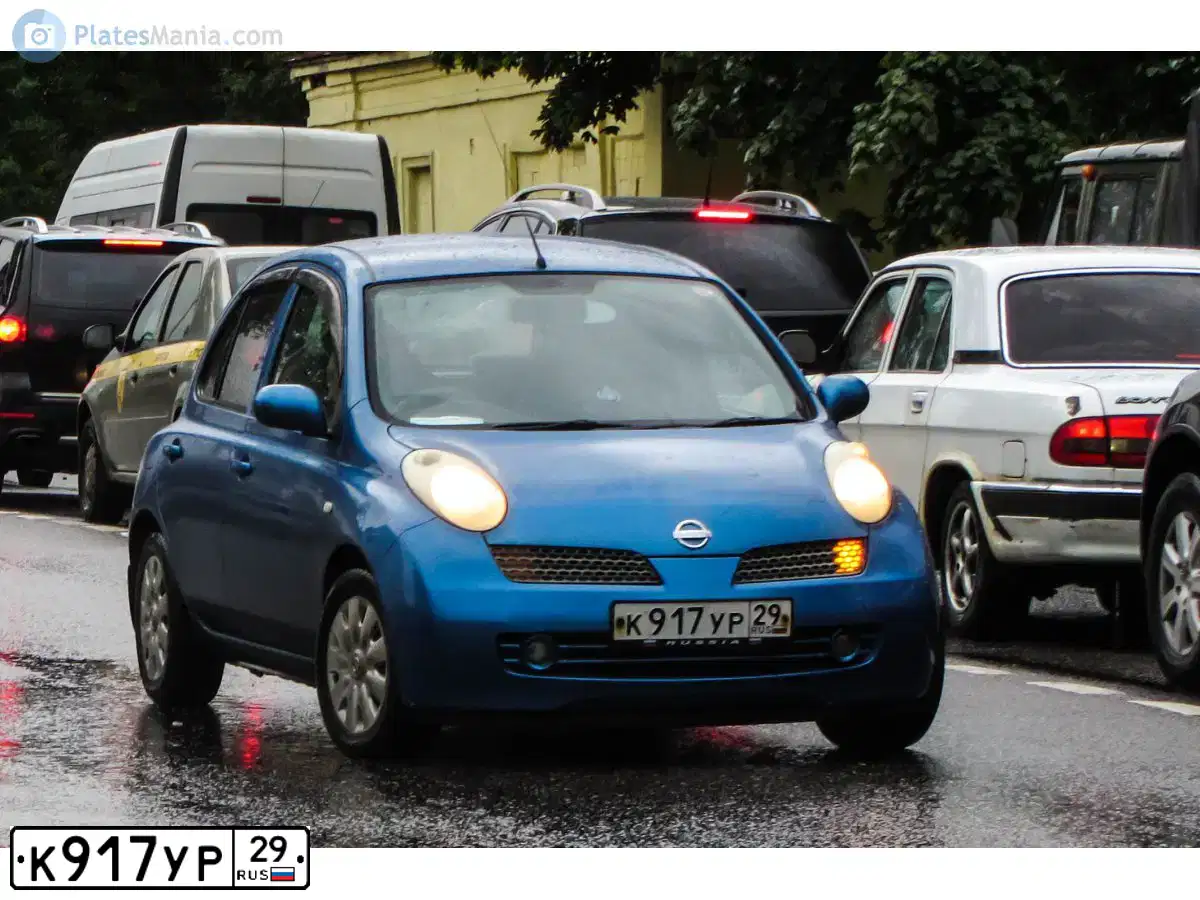 Фото автомобиля NISSAN MARCH, 2004 — госномер Е358РА198