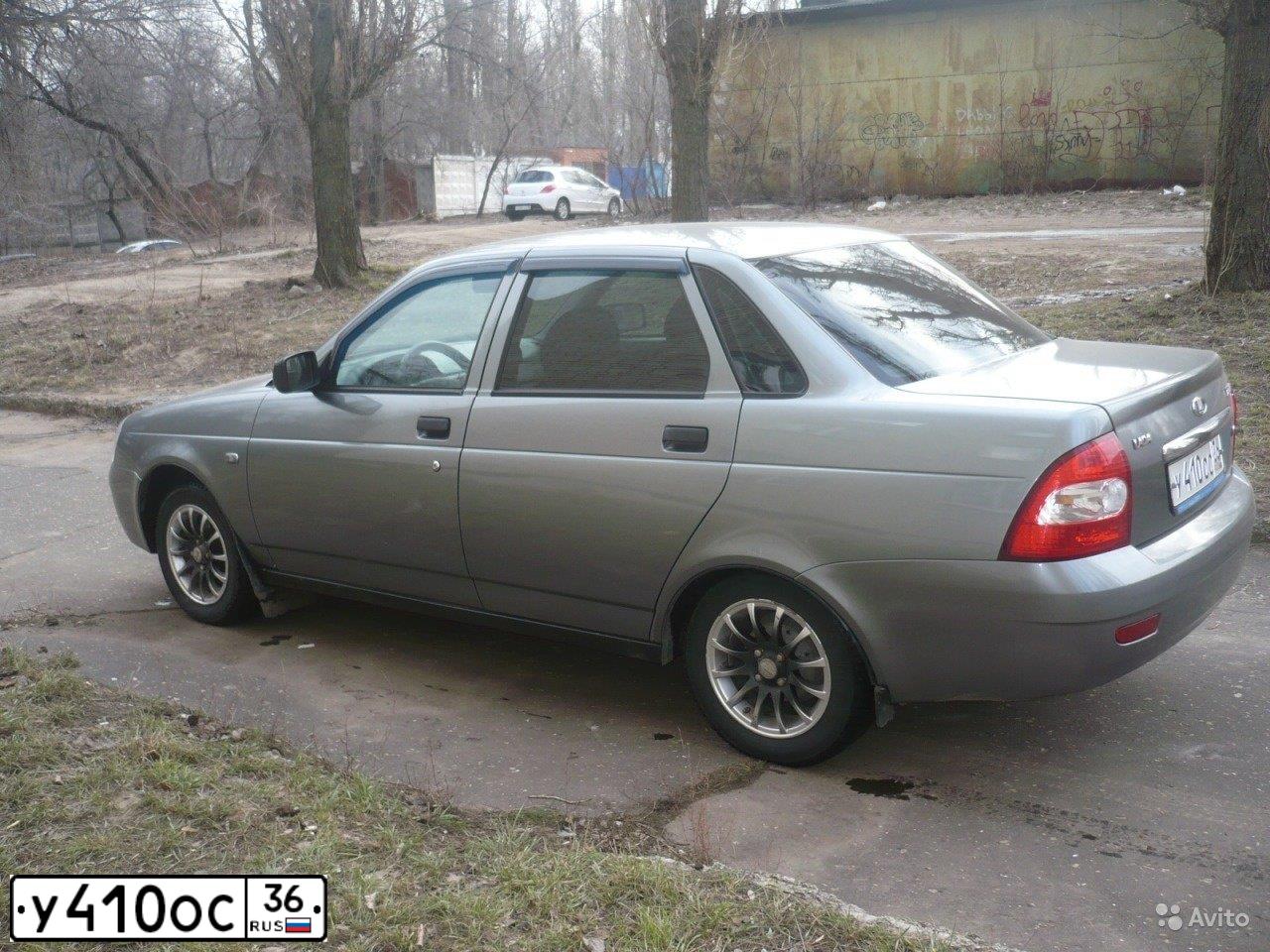 Фото автомобиля LADA 2170 PRIORA, 2008 — госномер У410ОС36. Цвет: СРЕДНИЙ СЕРО ЗЕЛ МЕТ