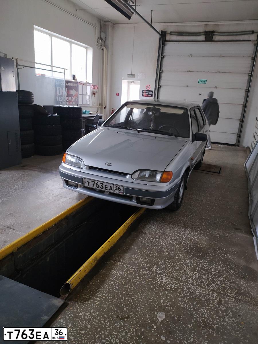 Фото автомобиля LADA 2115 SAMARA, 2001 — госномер Т763ЕА36. Цвет: ГОЛУБОЙ