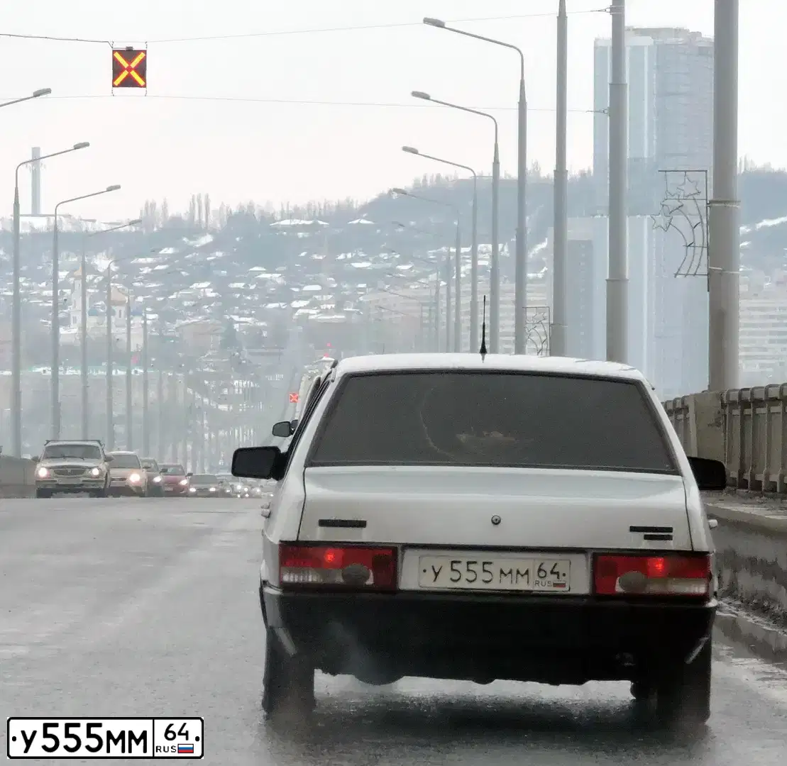Фото автомобиля BMW SERIE 5, 1999 — госномер О904УВ58. Цвет: СИНИЙ (ТЕМНО-СИНИЙ)