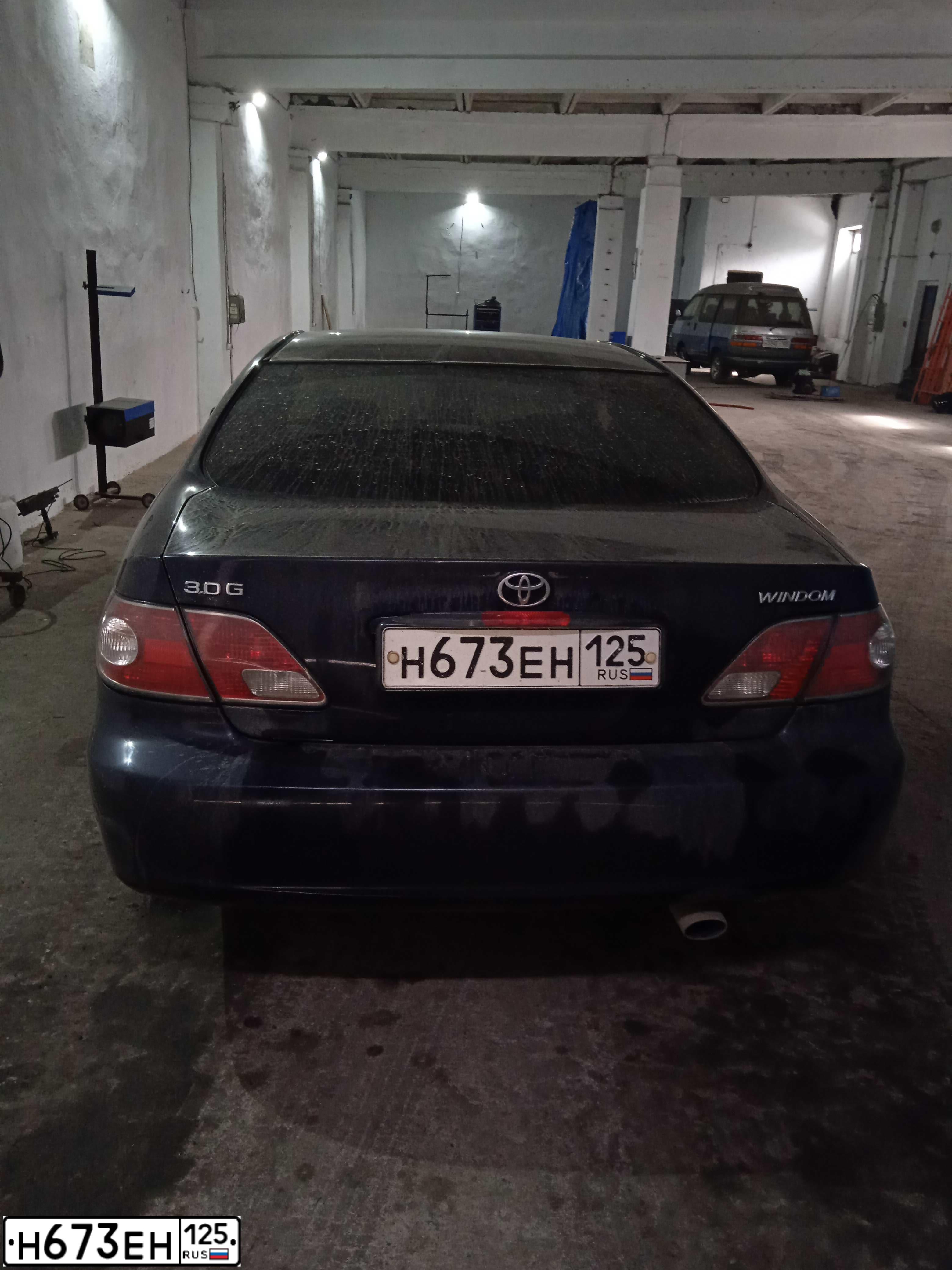 Фото автомобиля TOYOTA WINDOM, 2003 — госномер Х470СЕ154