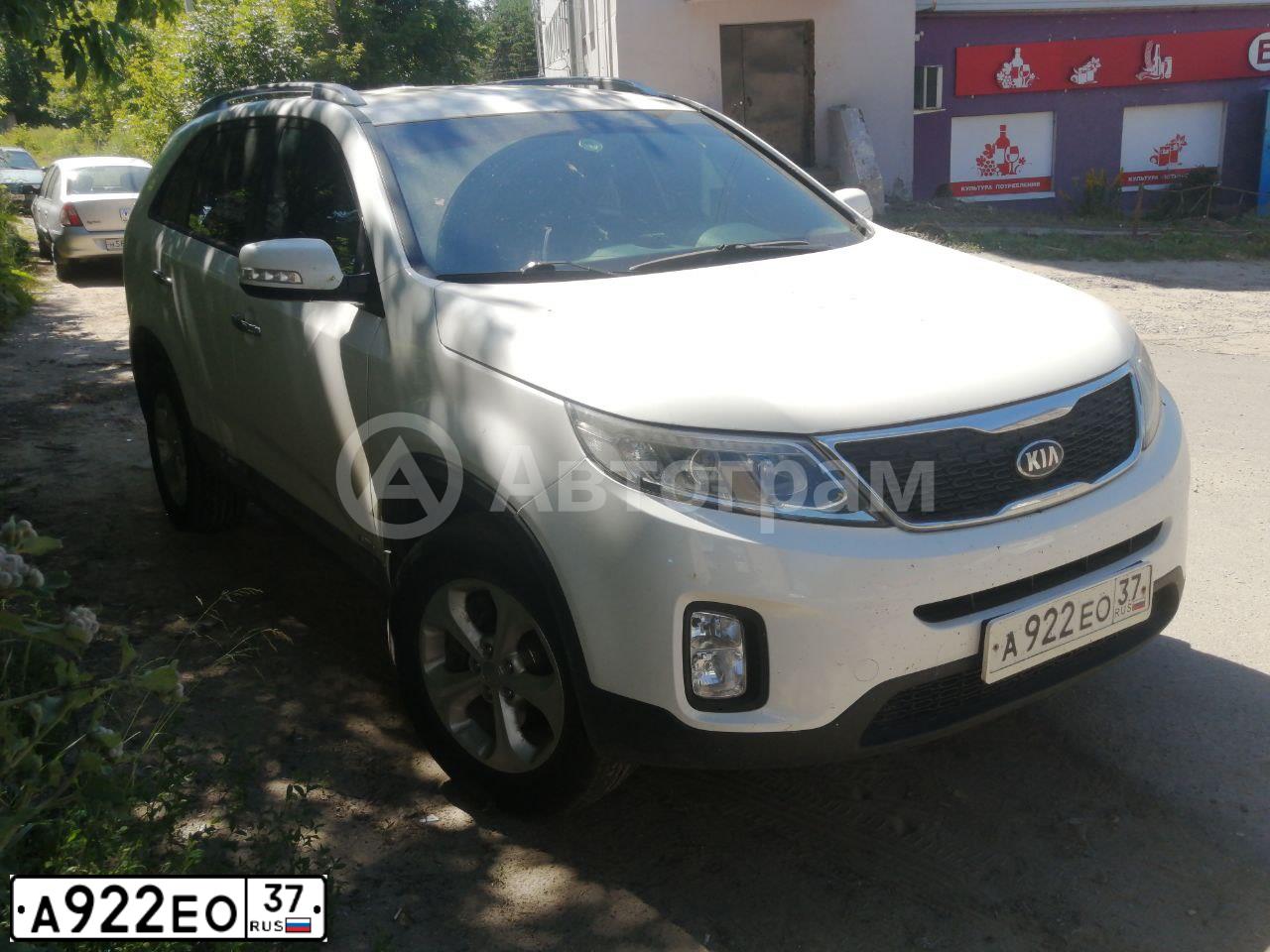 Фото автомобиля KIA SORENTO, 2014 — госномер А922ЕО37. Цвет: БЕЛЫЙ