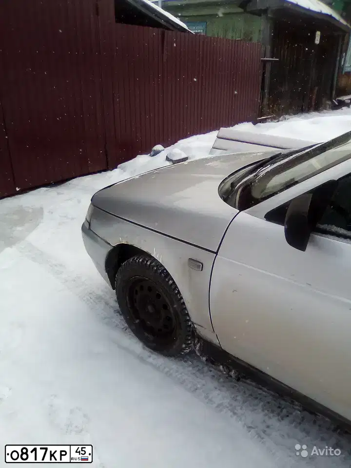 Фото автомобиля LADA 2112, 2005 — госномер Р958ЕС196. Цвет: СВЕТЛО СЕРЕБРИСТЫЙ МЕТАЛЛ