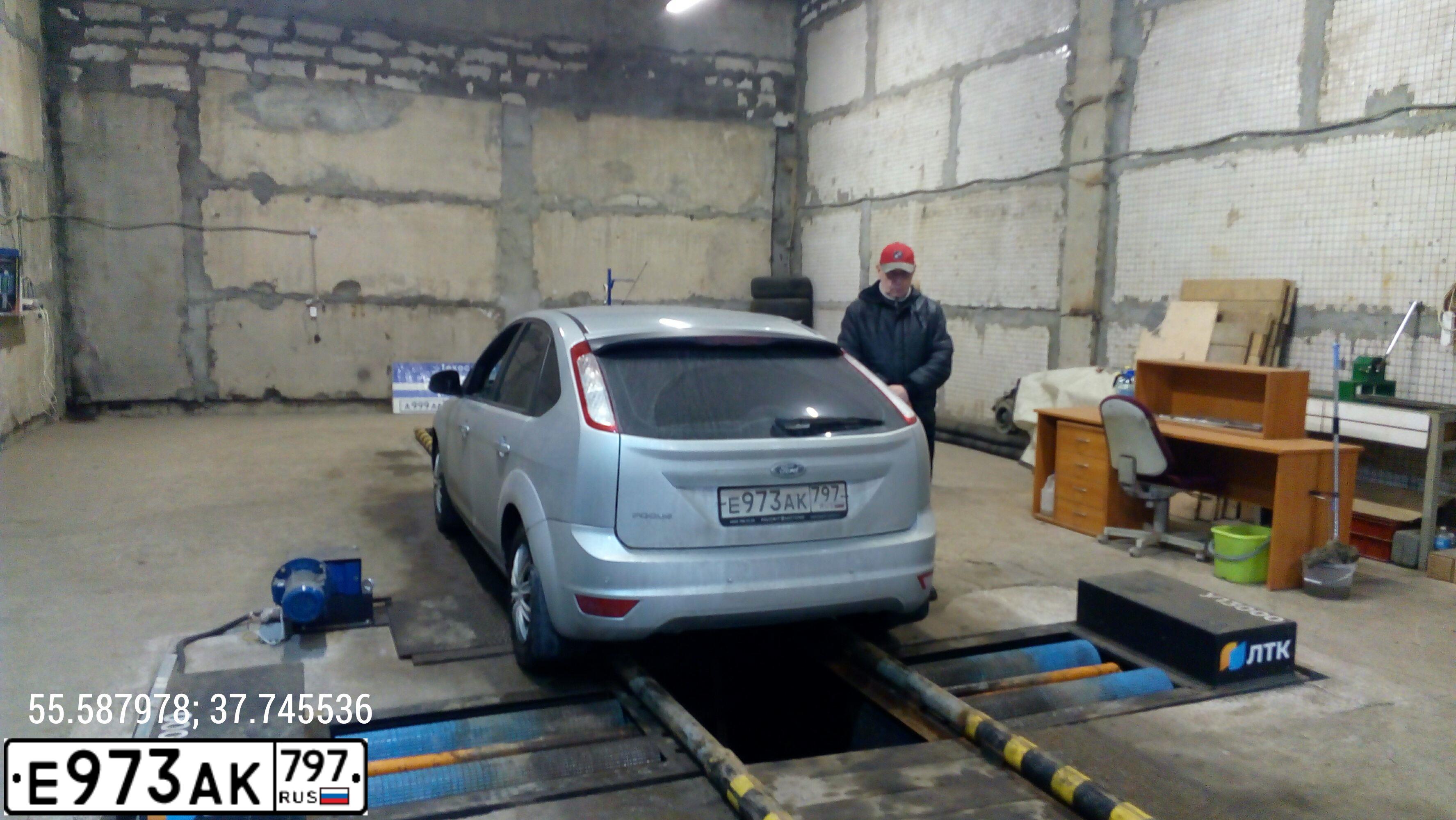 Фото автомобиля LADA PRIORA, 2014 — госномер О331УР06. Цвет: ТЕМНО-ВИШНЕВЫЙ