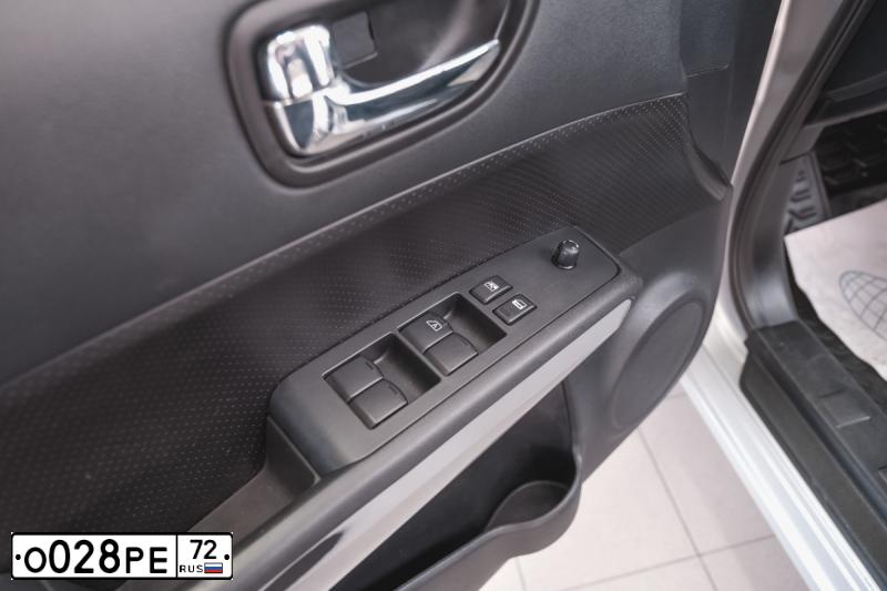 Фото автомобиля NISSAN X-TRAIL, 2012 — госномер Н346ТТ196
